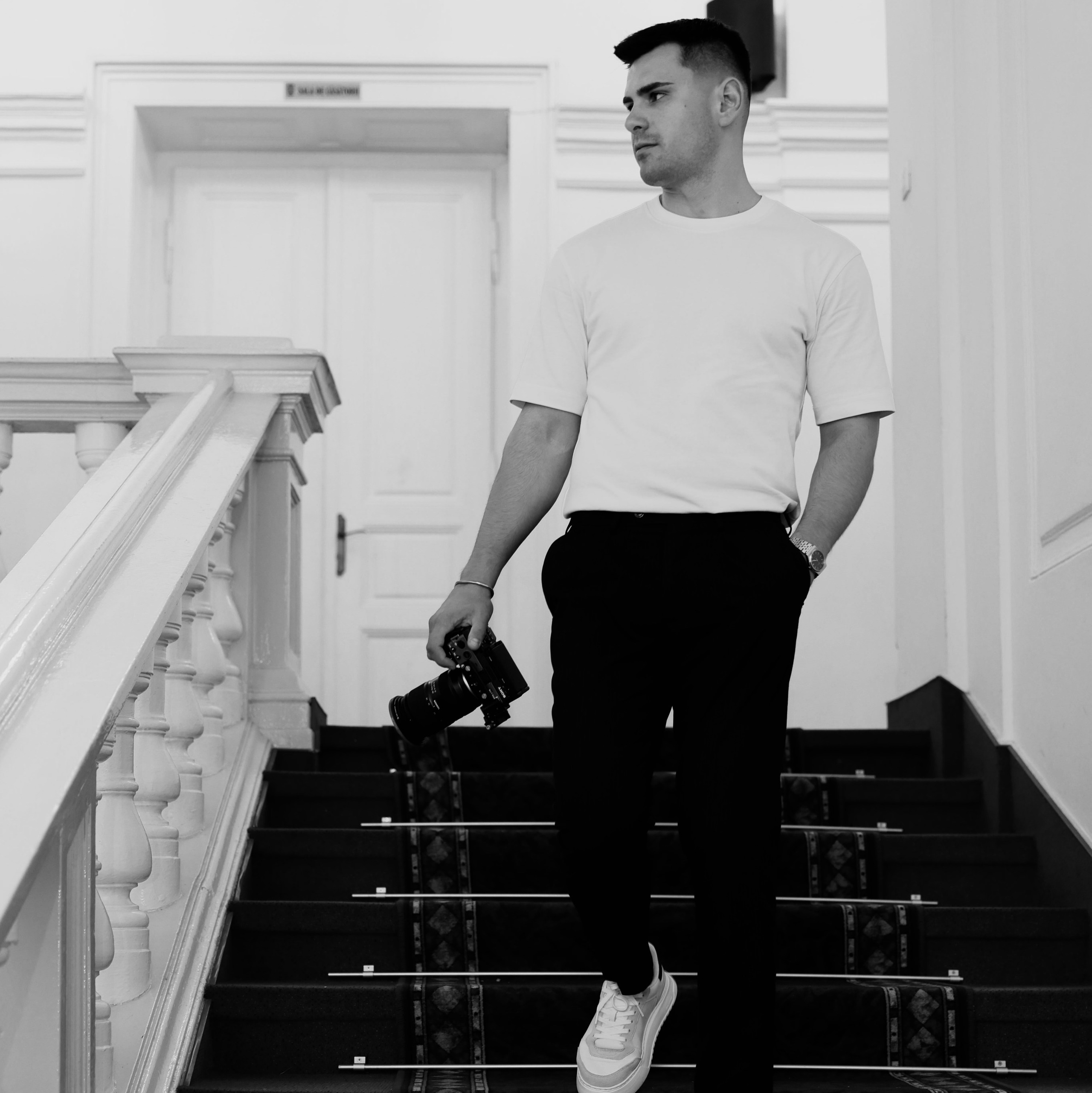 Contact. Onute Vlad — Film