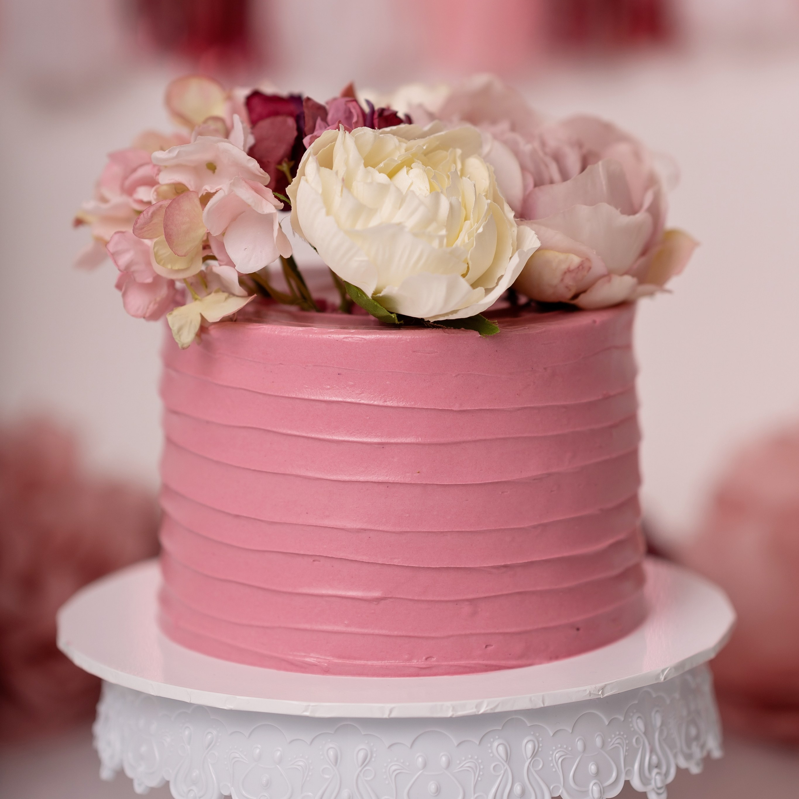 Cake smash session. Newborn and family photographer. Hills District. Sydney