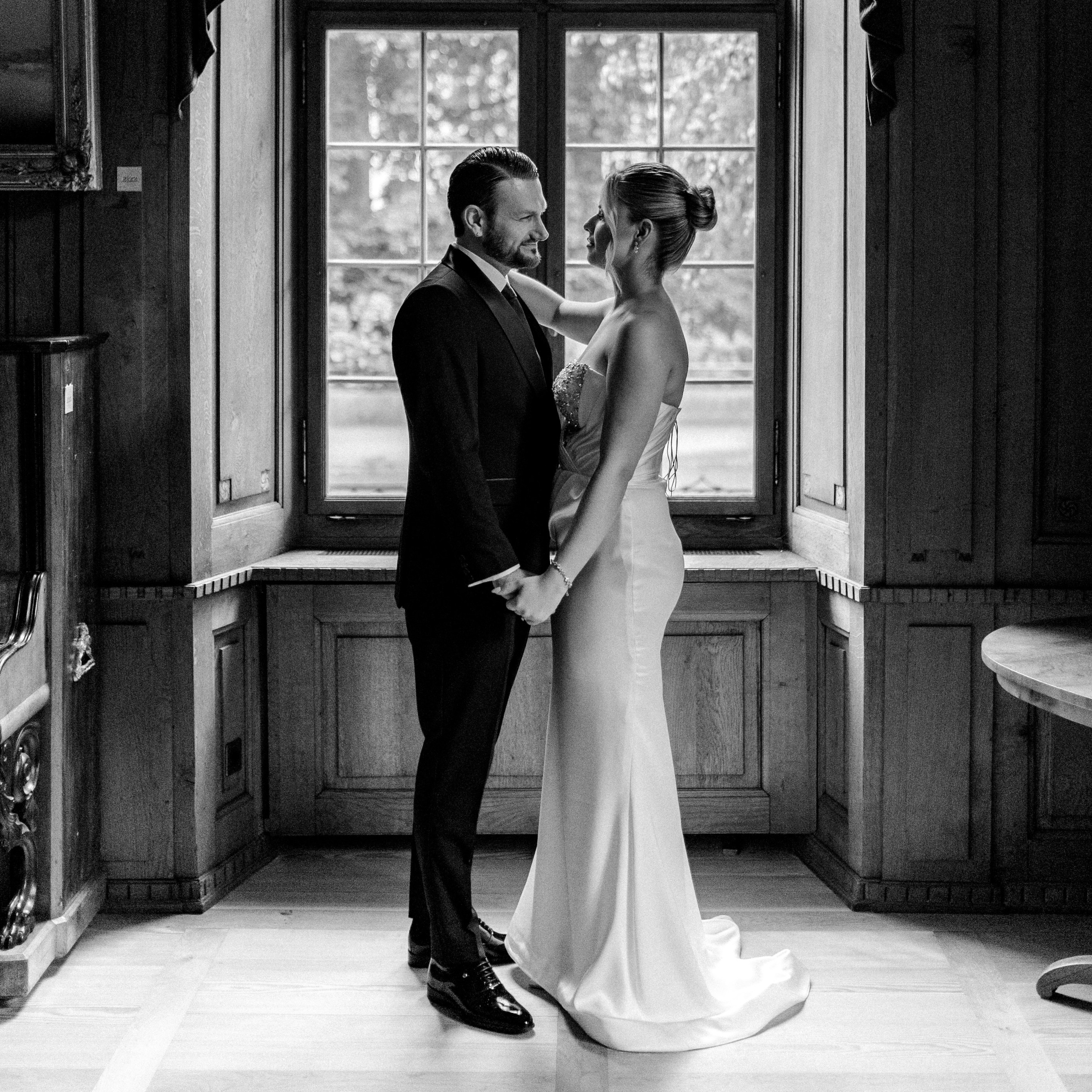 Get in touch. Wedding and Family Photographer Switzerland and Italy. Valeria Diaz