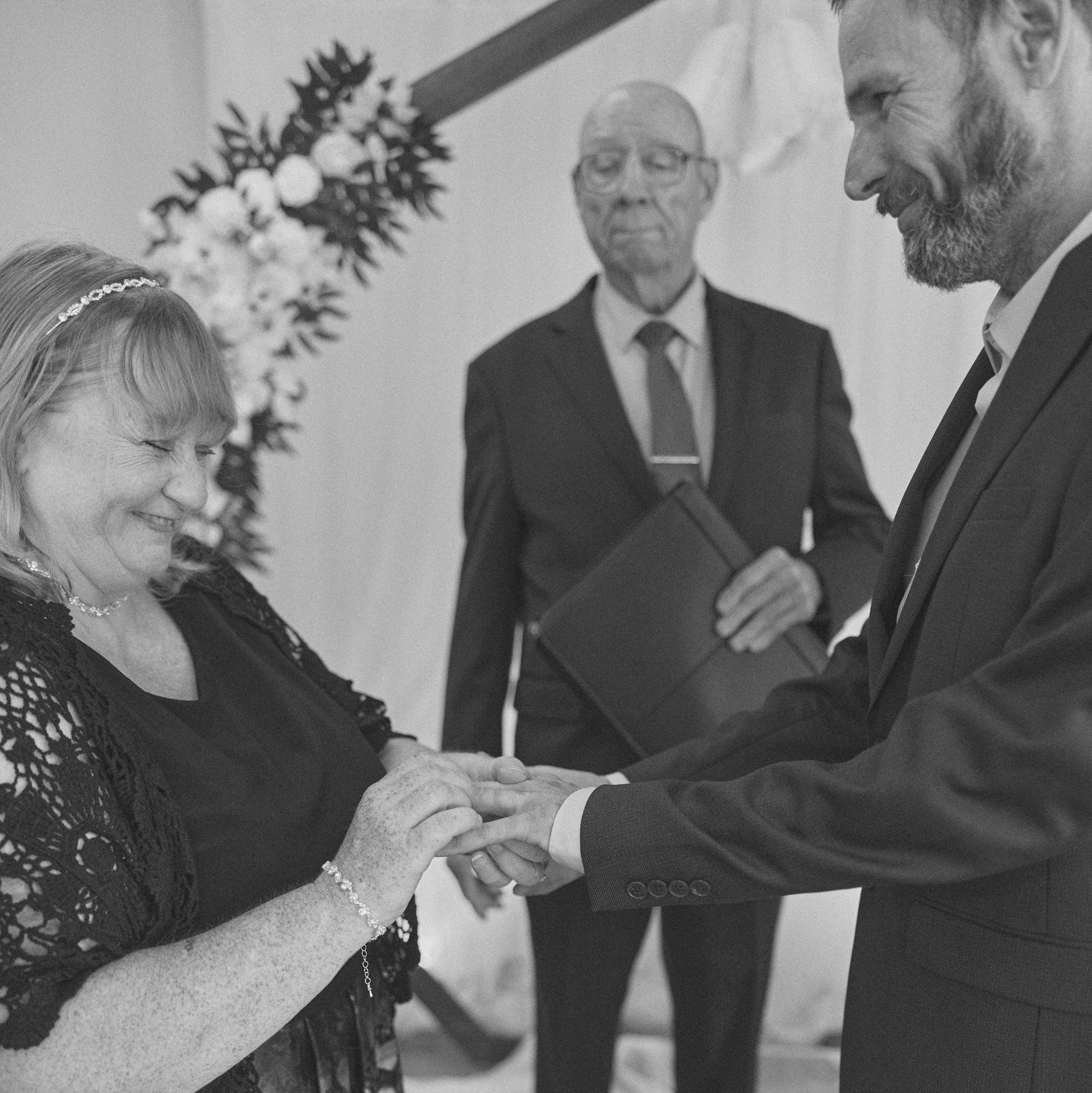 A Playful Mini Wedding: From a Small Ceremony to a Day of Fun. Kovyphoto