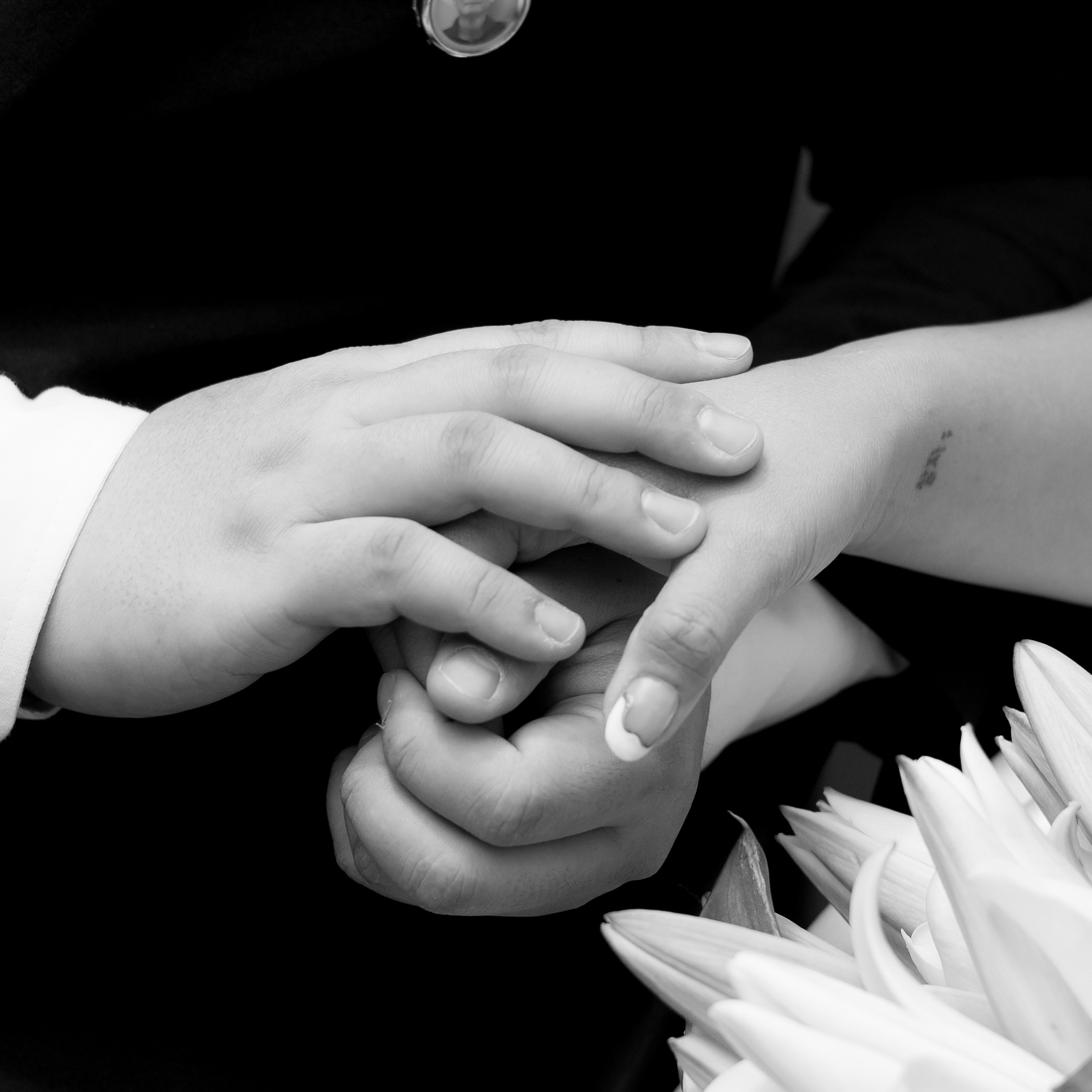 Close-up of couple holding hands during a Chicago elopement