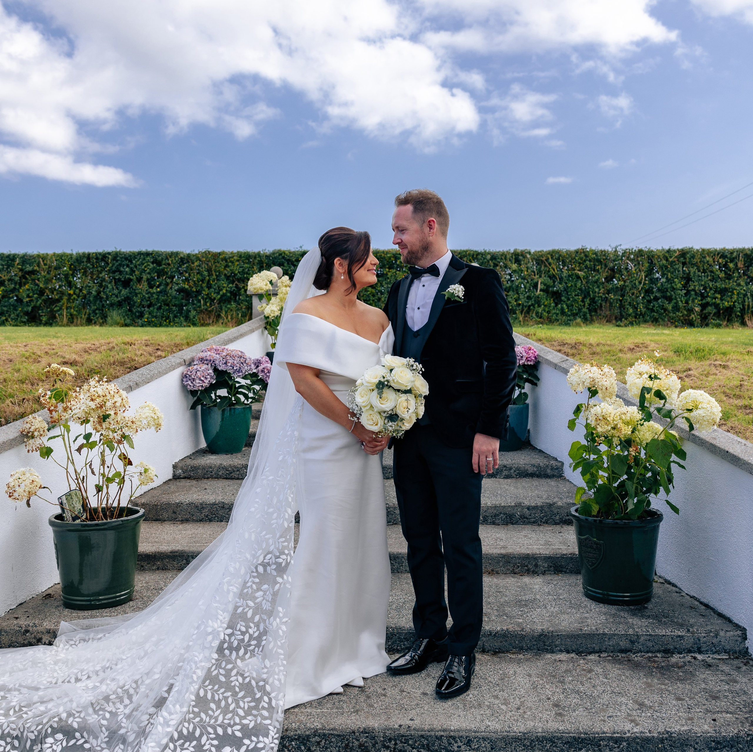 Bridal portrait with bouquet, Waterford wedding photography