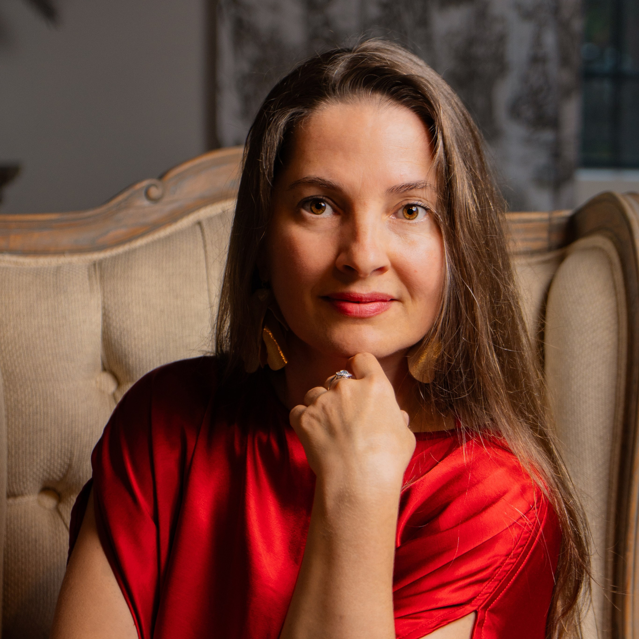 Gabriela Nita — Portrait Photographer and Videographer in Bucharest, Romania