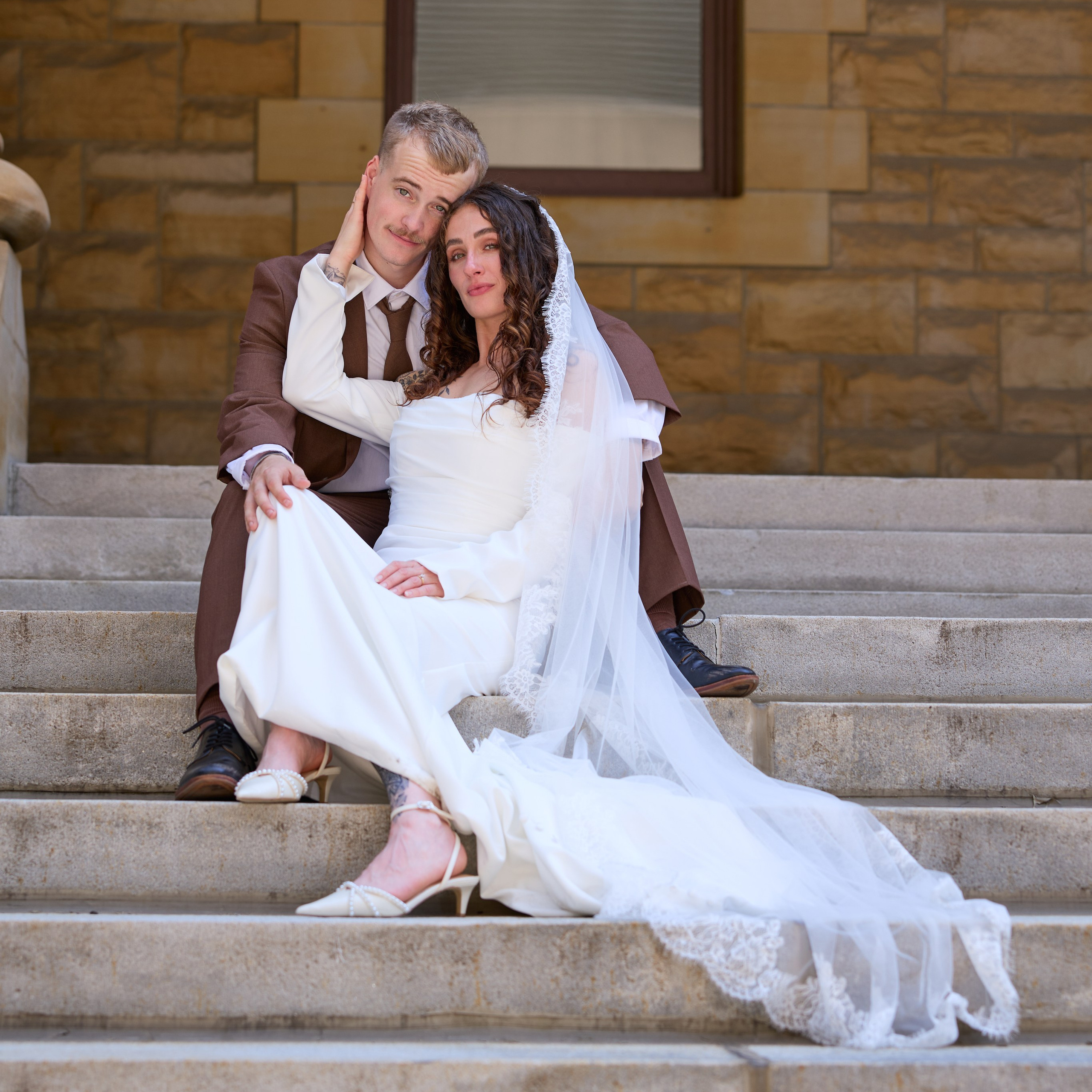 Bride and groom couple portraits during intimate wedding in Columbus Ohio