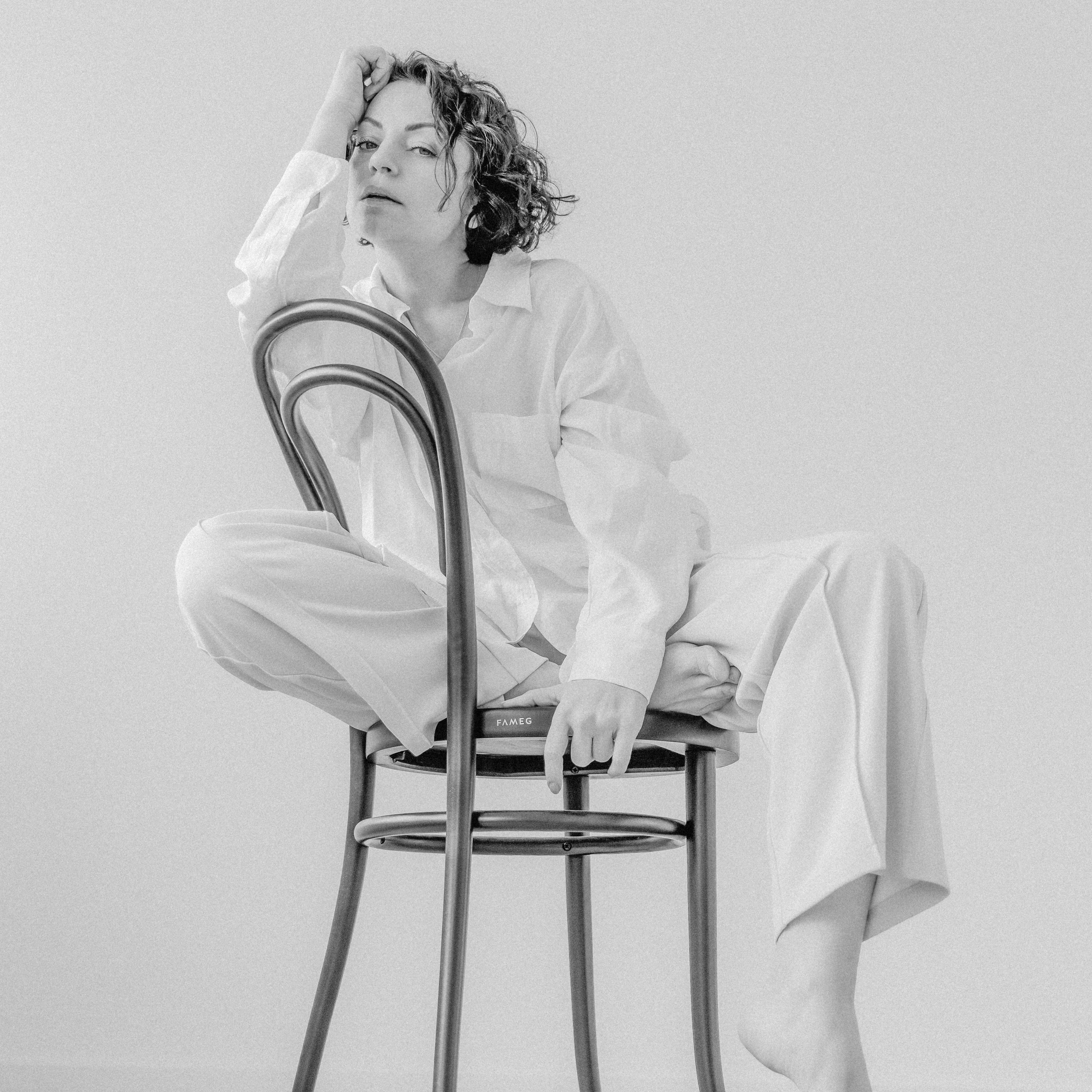 Preise für Fotoshooting. Schwarz-Weiß Fotografie Münster. Viktoria Roschen. Schwarz-weiß Fotografie in Münster. Fotografin Viktoria Roschen