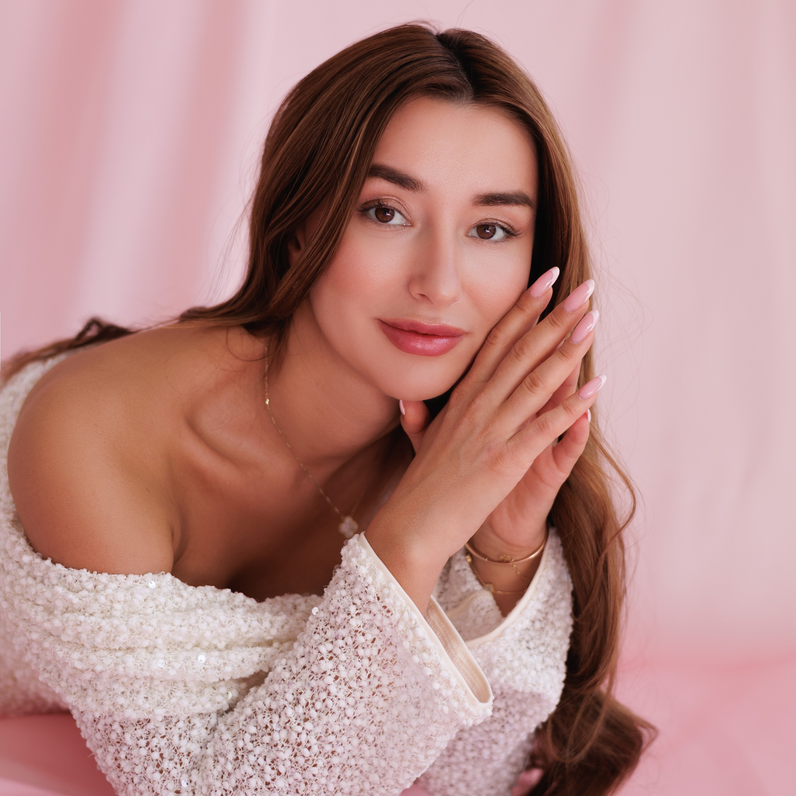 Spring Studio Mini Sessions. Photographer Ottawa Jane Krasnopolska