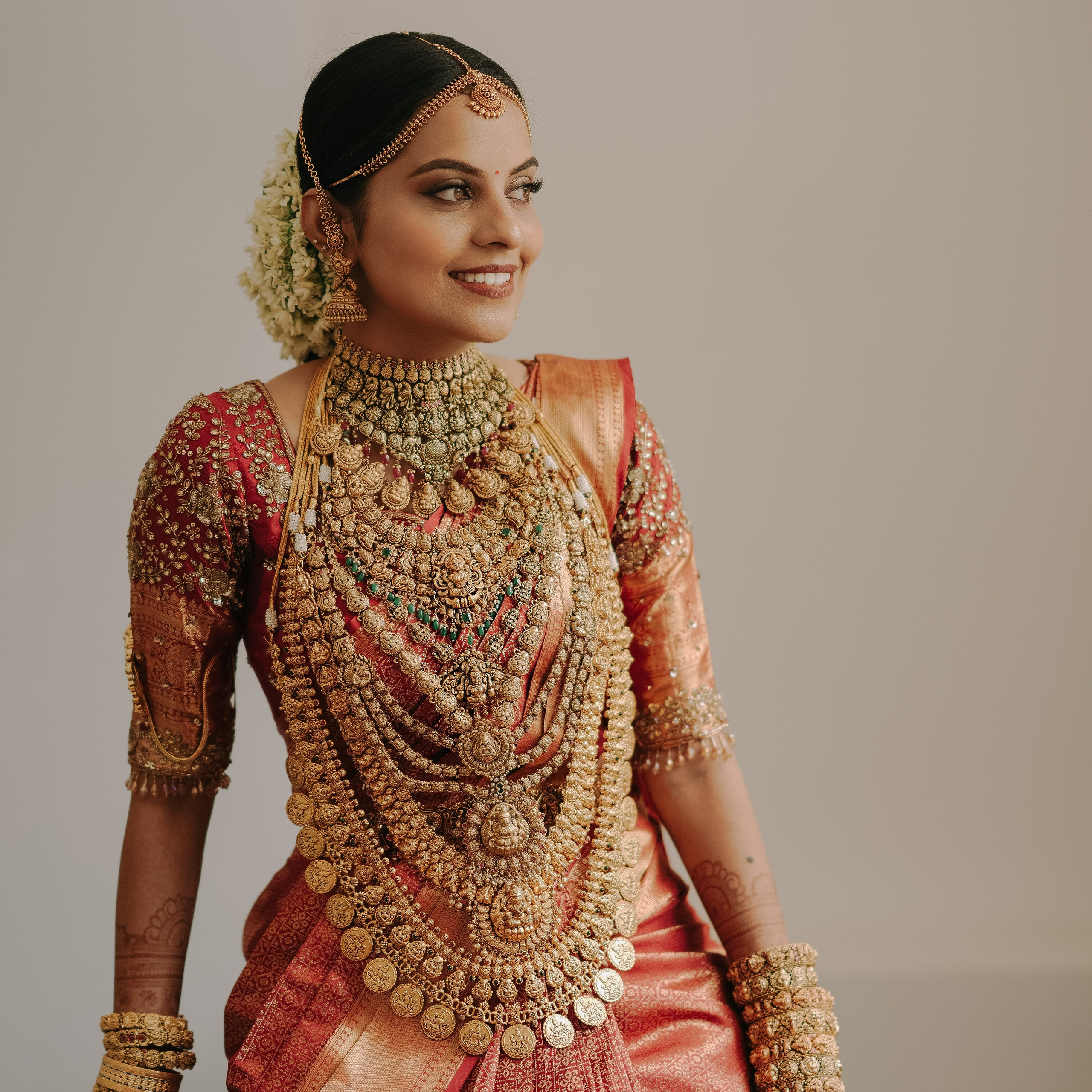 Services. SPOTLIGHTWEDDINGS.IN