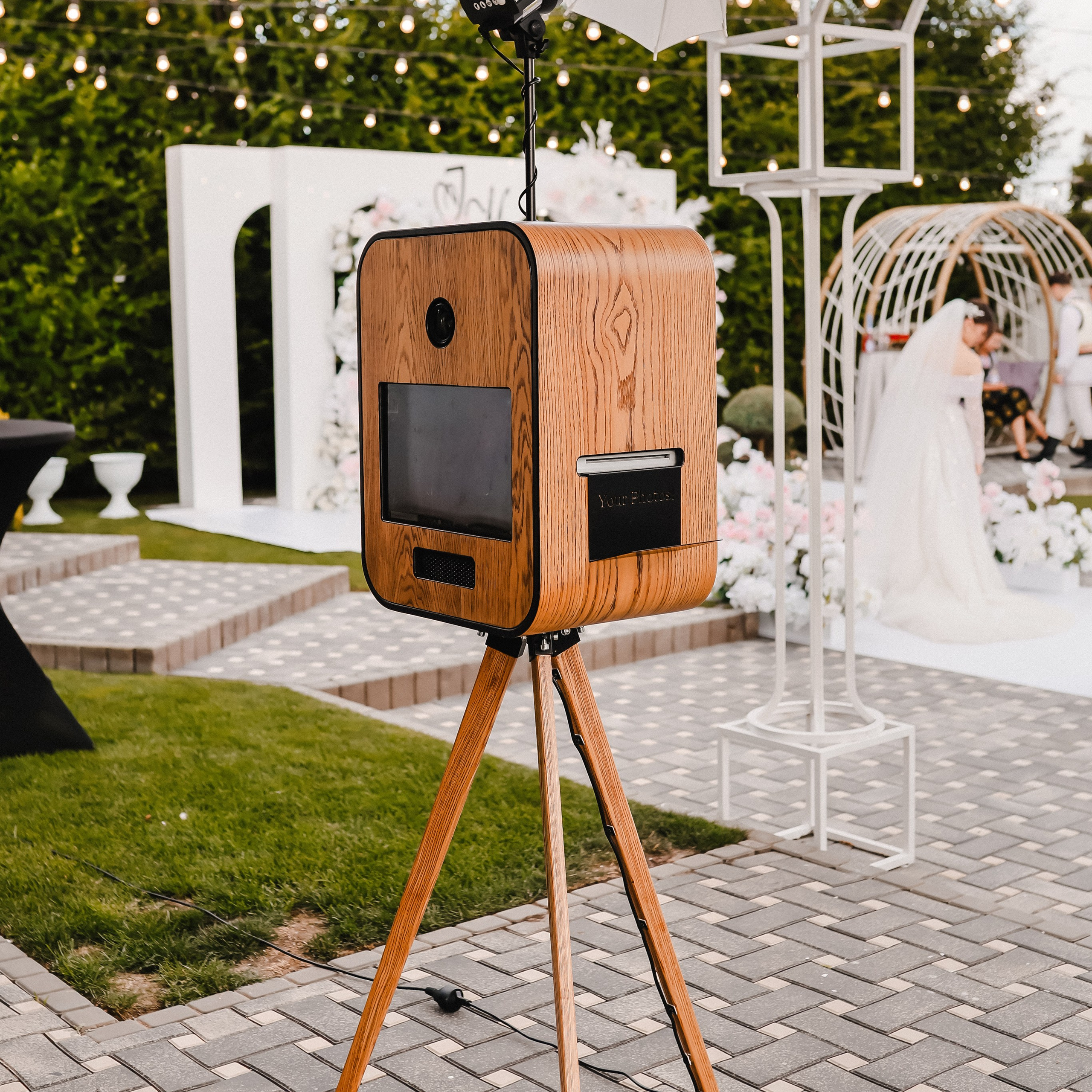 Cabina foto | EventBox.md | Cabina foto pentru nunta ta. Standart Studio - Servicii foto video pentru nuntă în Moldova Chișinău