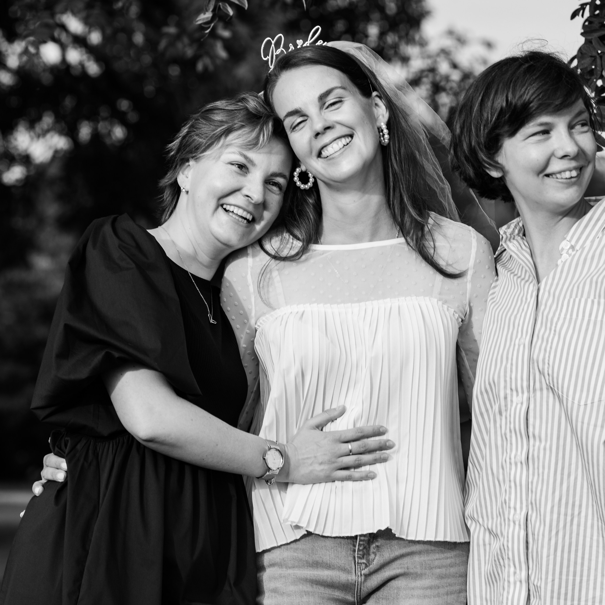 Kuvauksen ehdot. Ekaterina Mansur, muotokuvafotografi Suomessa (Helsingissä ja Uudellam