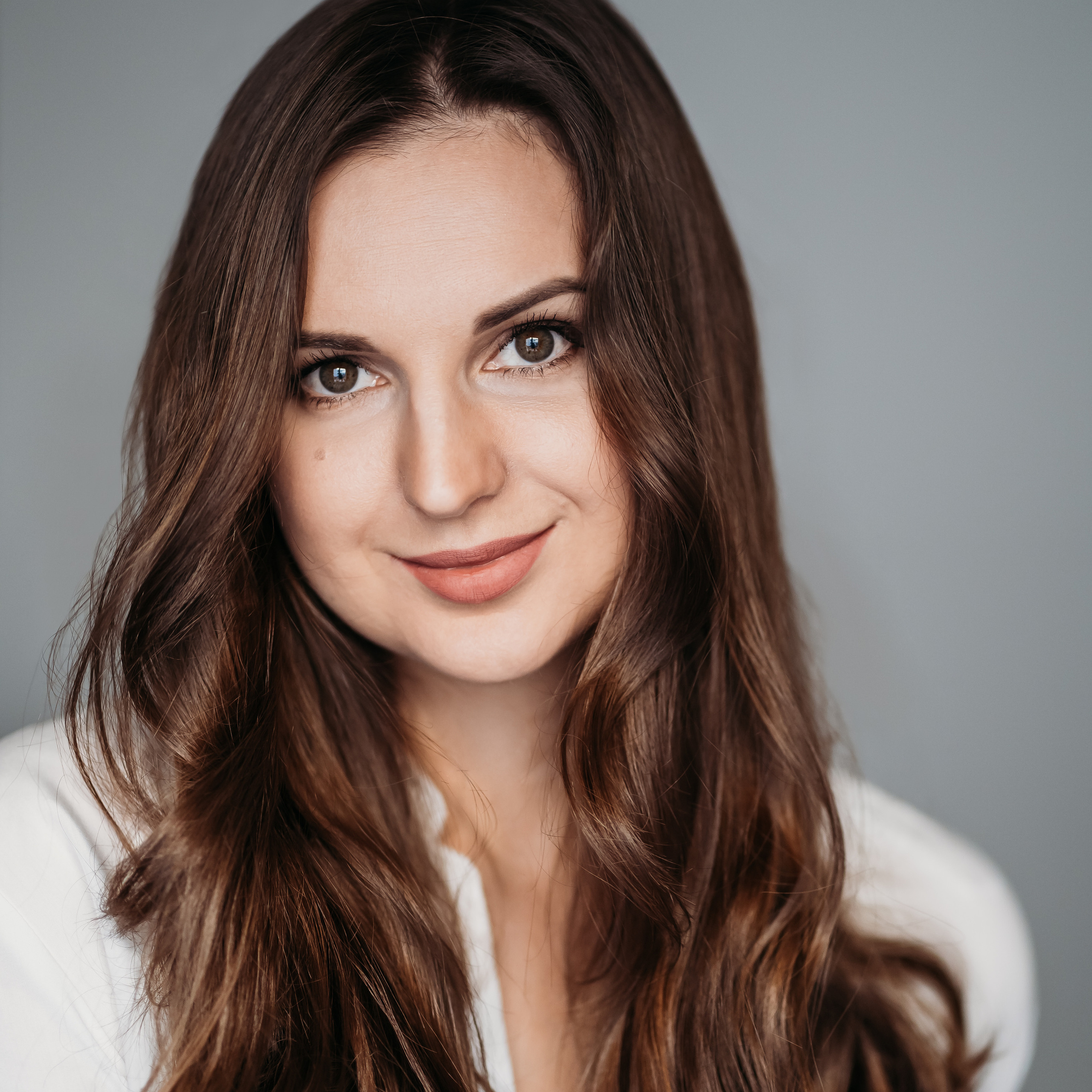 Dublin photographer, Portrait, photoshoot, studio photo session, Dublin, photographer in Dublin, woman portrait