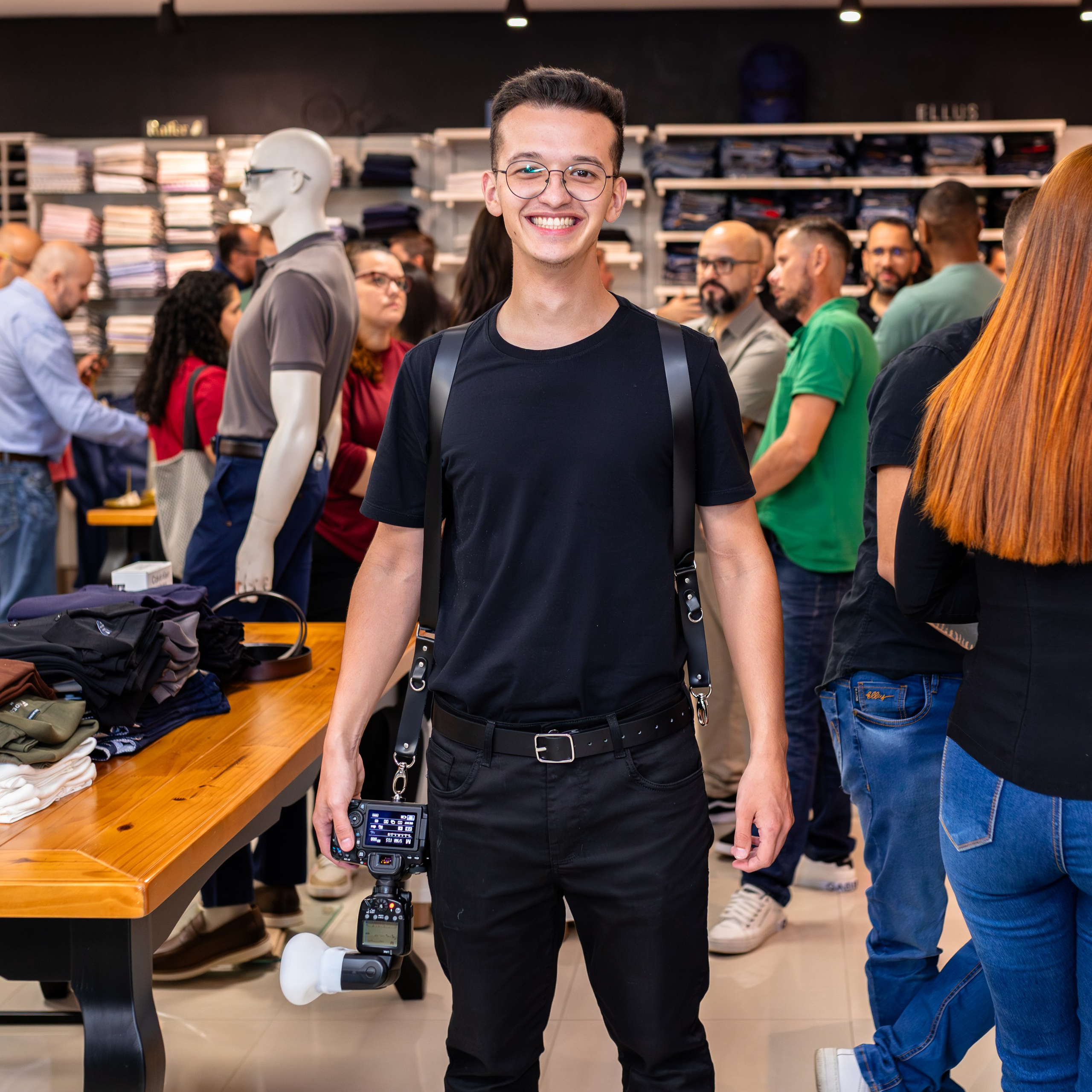 Fotógrafo em Joinville-SC. Especialista em aniversário, casamentos, eventos corporativos e retratos