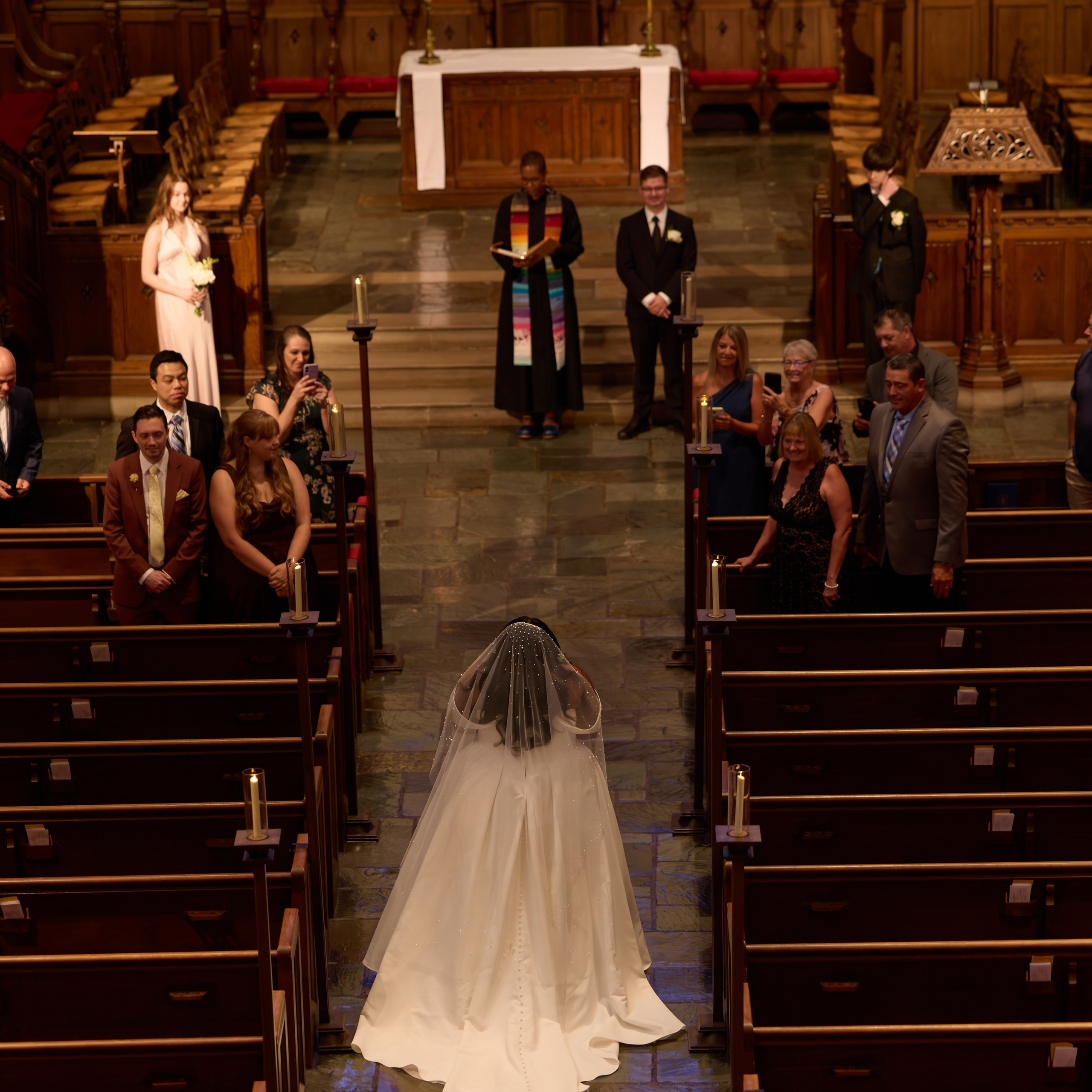 Small wedding ceremony photographed in Columbus Ohio
