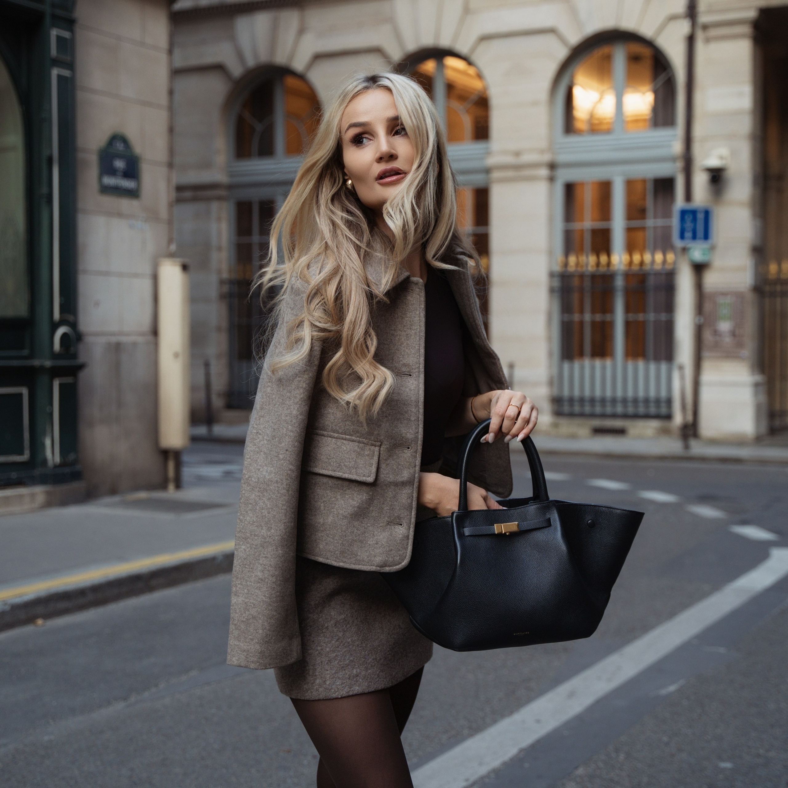 How to take the most out of your content shooting. Photographer in Paris Yulia Shkadina | Couples, engagement, pre-wedding, individual photo-shoots in Paris at the best locations