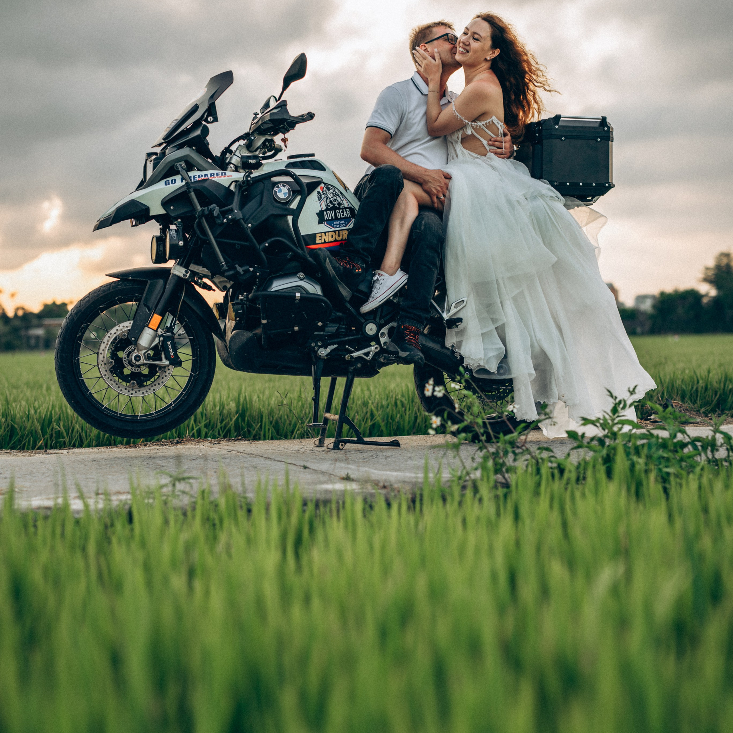 Lifestyle Photographer in Hoi An & Da Nang Love stories, family & wedding photography