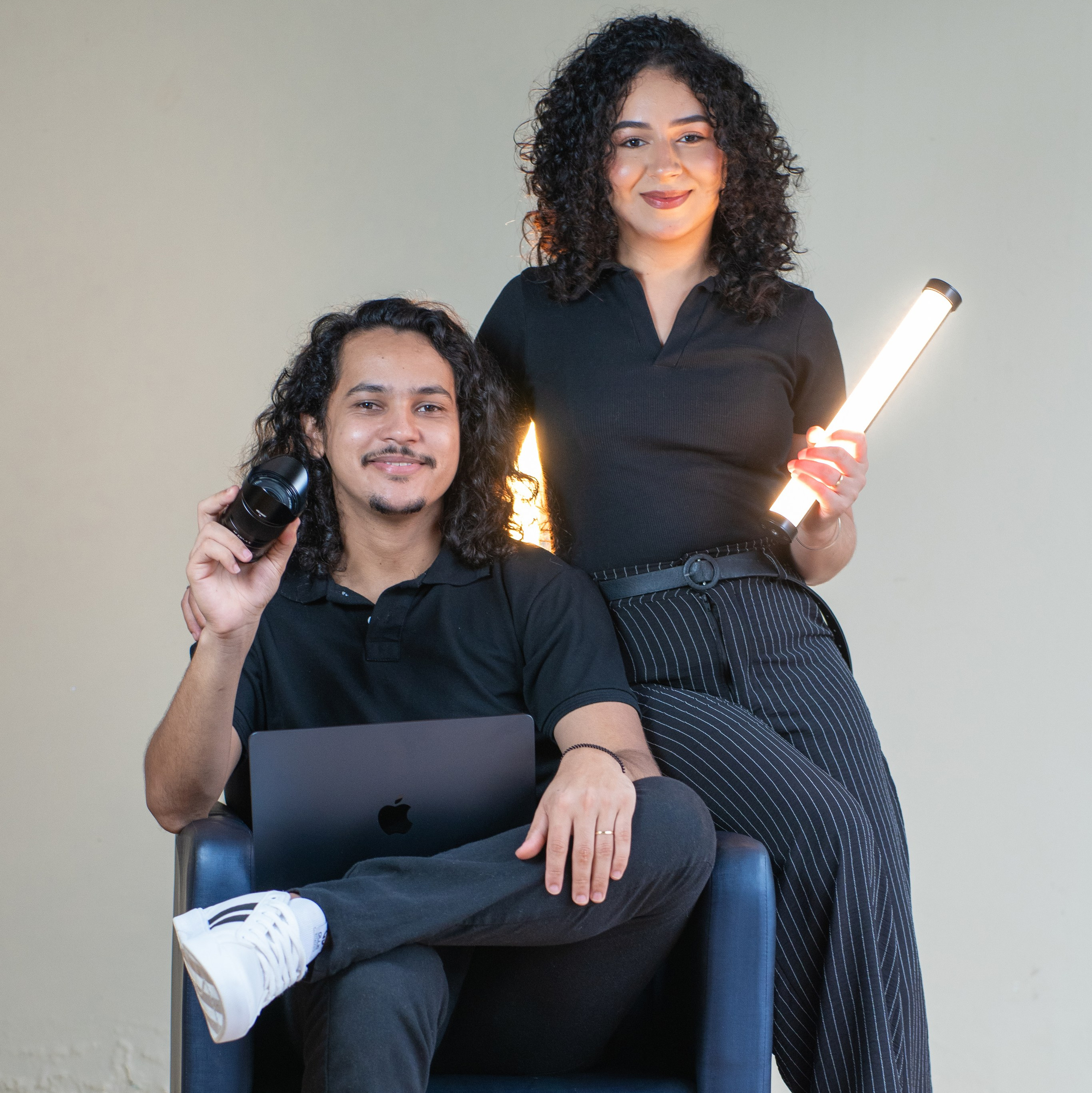 Contato. Skywow Studios — Fotos e Vídeos