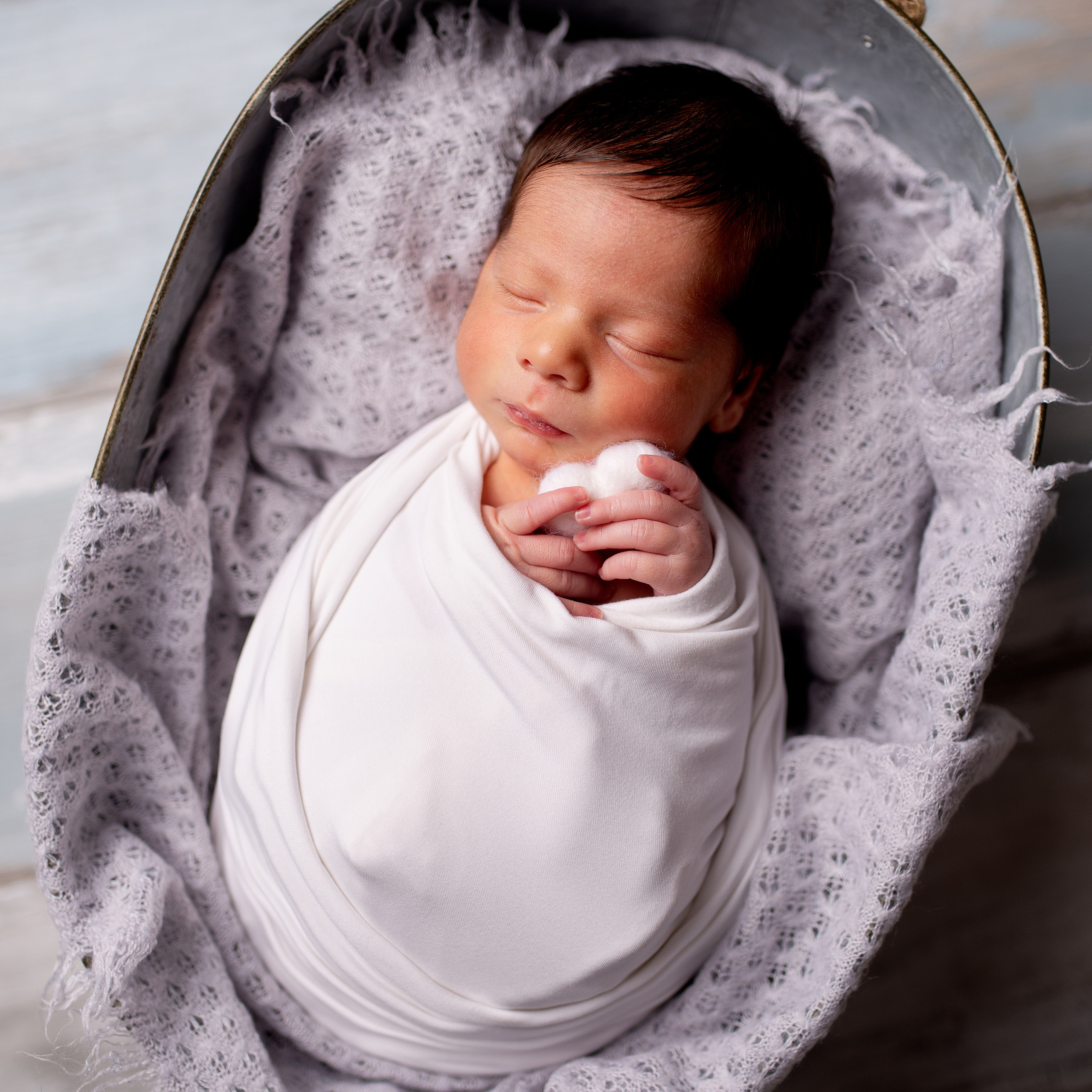 Καλλιτεχνική φωτογράφιση νεογέννητου στη Ρόδο. Φωτογράφος νεογέννητων στη Ρόδο. Φωτογράφιση εγκυμοσύνης