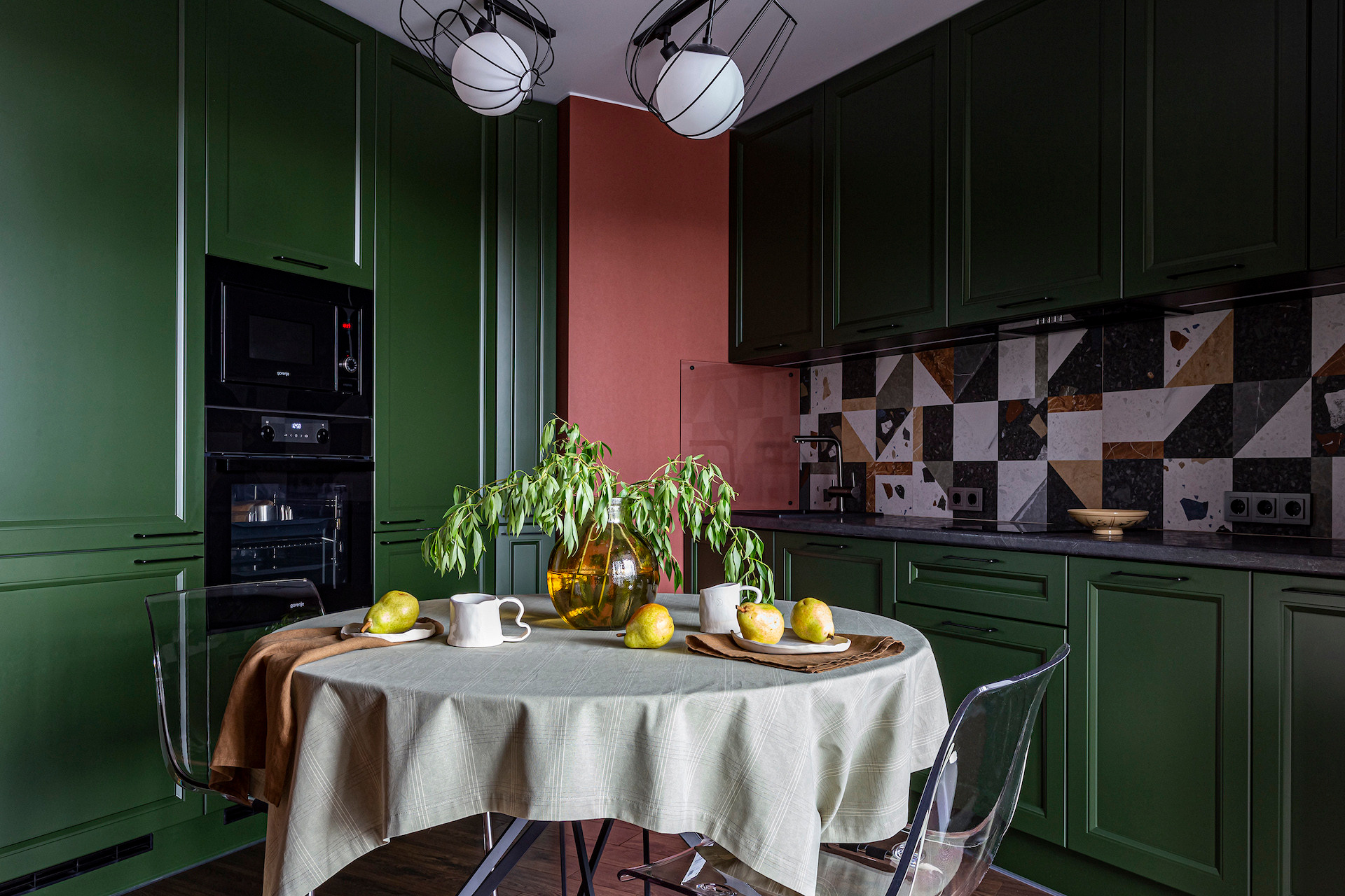 Дизайнер интерьера — Малая балканская улица