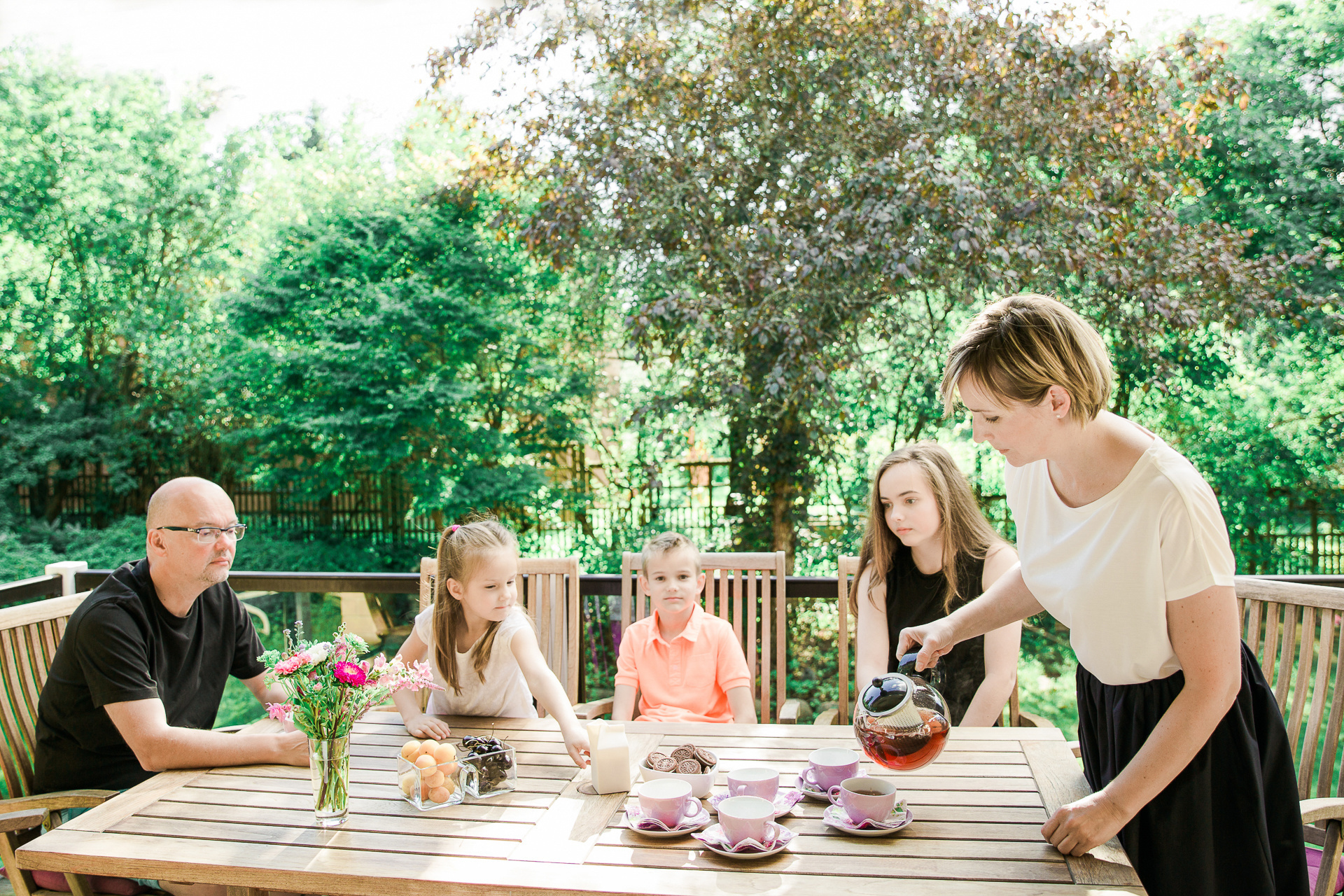 Life Style tyylinen perhekuvaus Helsingin Tammisalossa