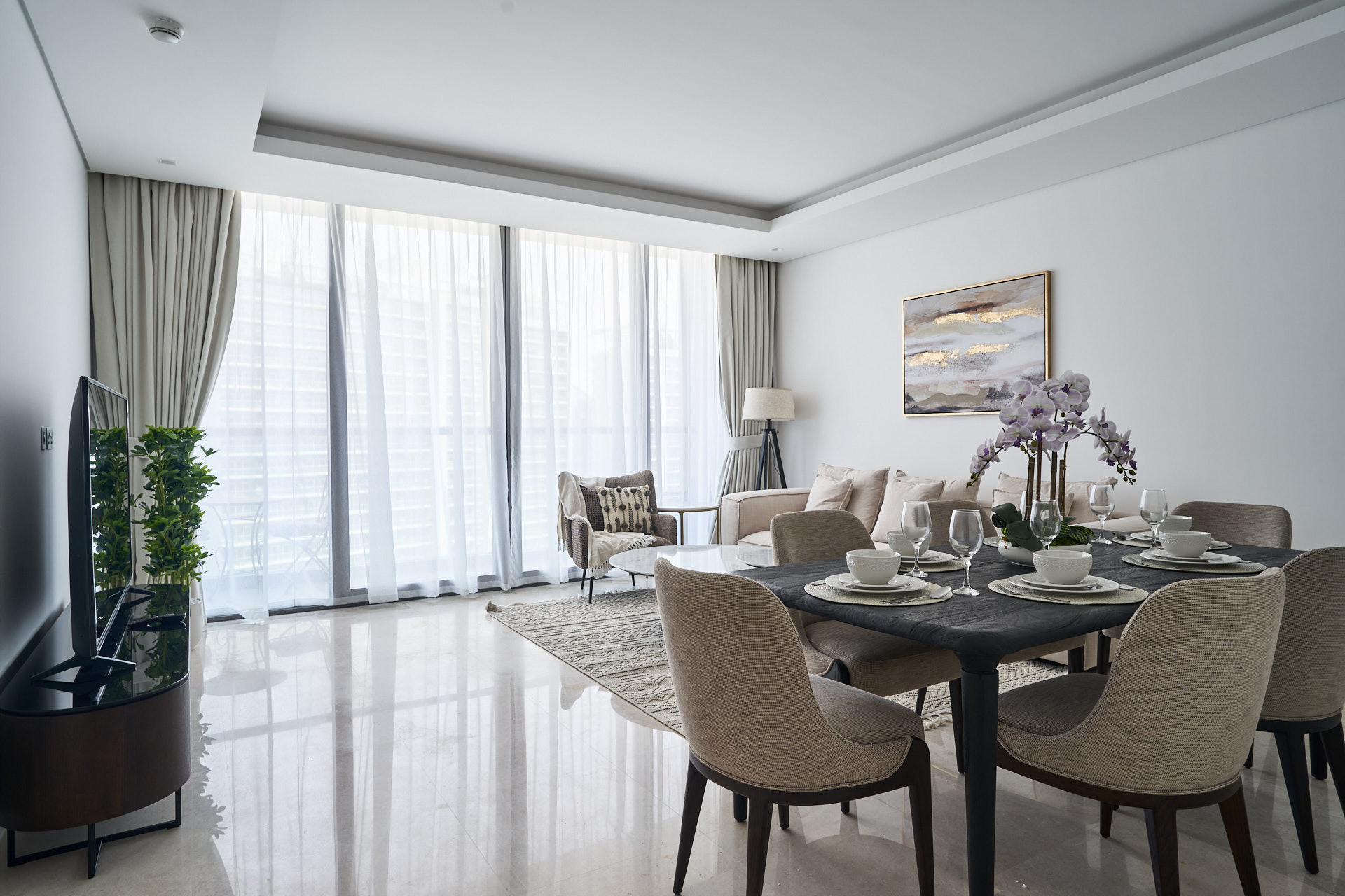 Photographer and videographer in Dubai Tim Konev