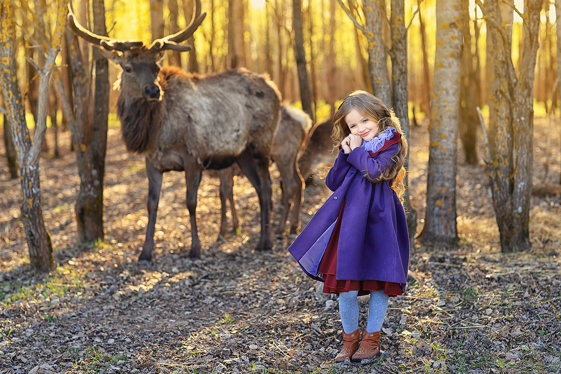 Size of the lens and camera. Family, kids and love story photographer in Toronto Marina Kishenko