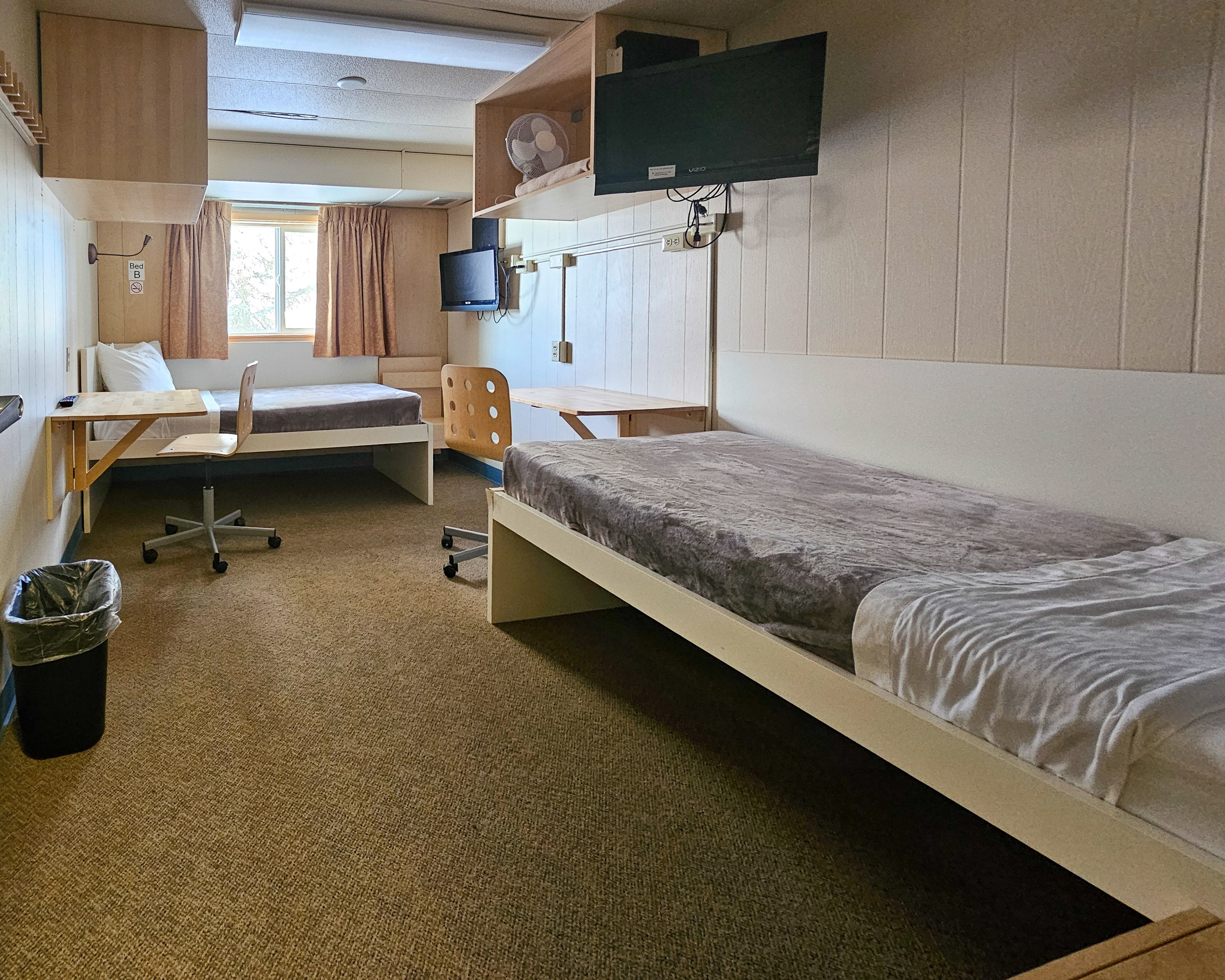 Chasing the Aurora Borealis. Pet, Senior, Landscape, portrait studio, photographer in Miami and Sou