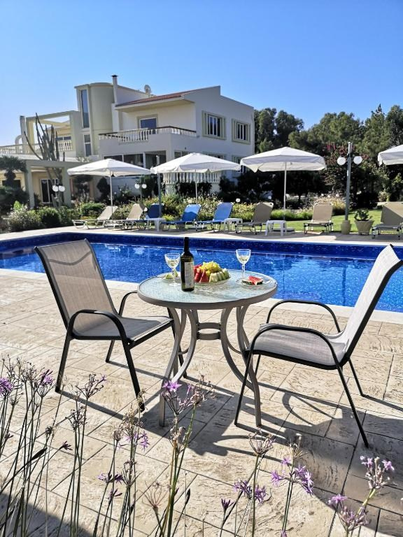 להתחתן ברודוס. רגעים קסומים ברודוס | חתונה ברודוס והצעת נישואין ברודוס