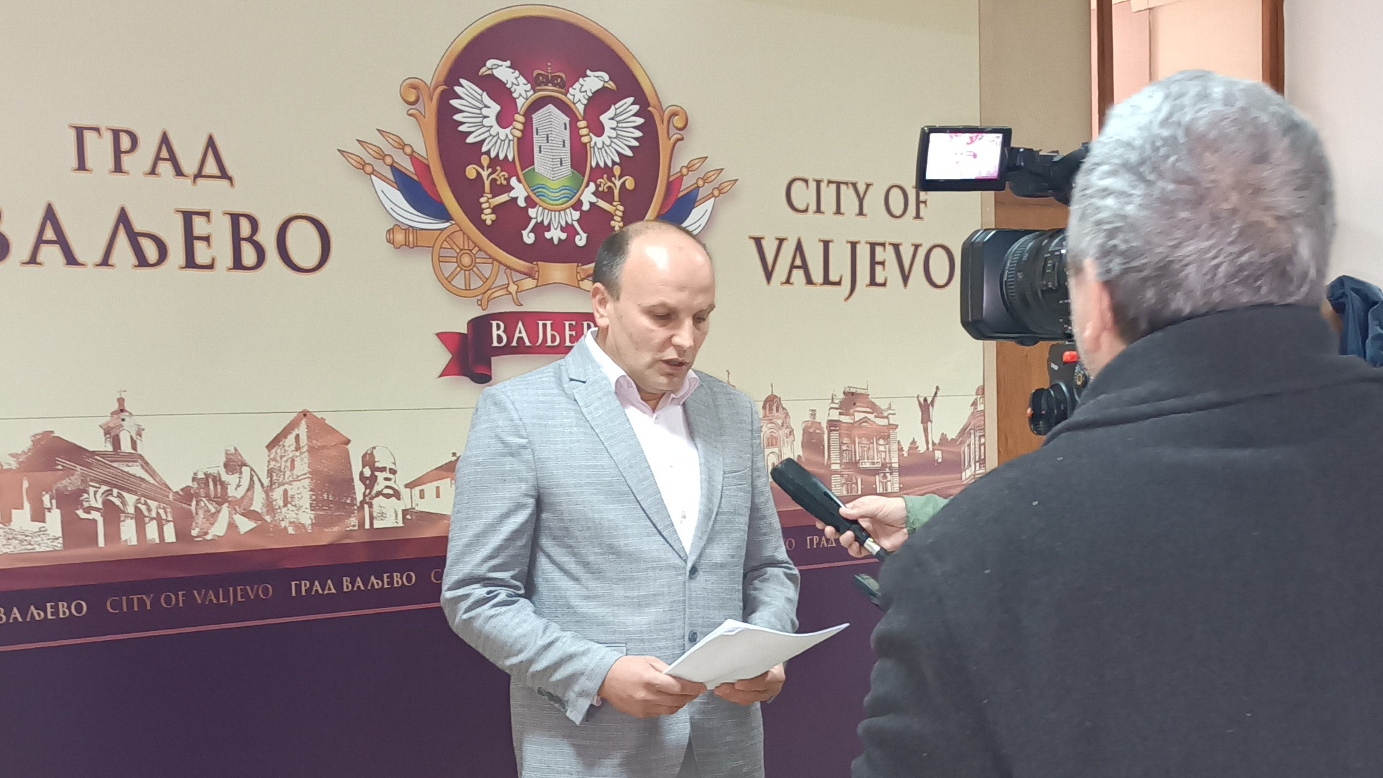 Са пословником је лако, А ШТА ЋЕМО ЗА ГРАЂАНЕ?. Lokalni Front VA