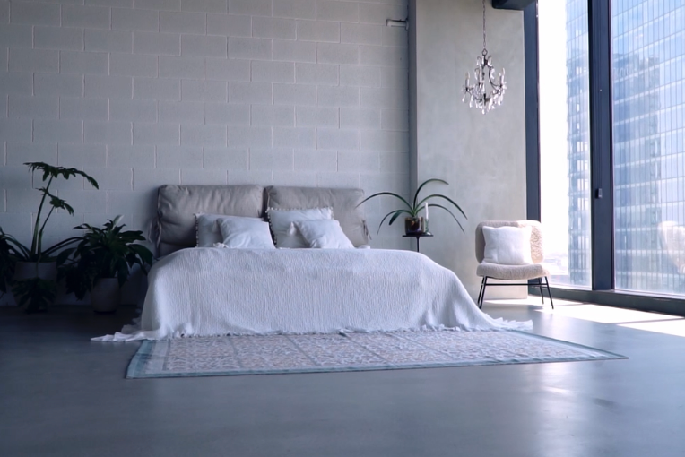 Price. Ellstudio film production