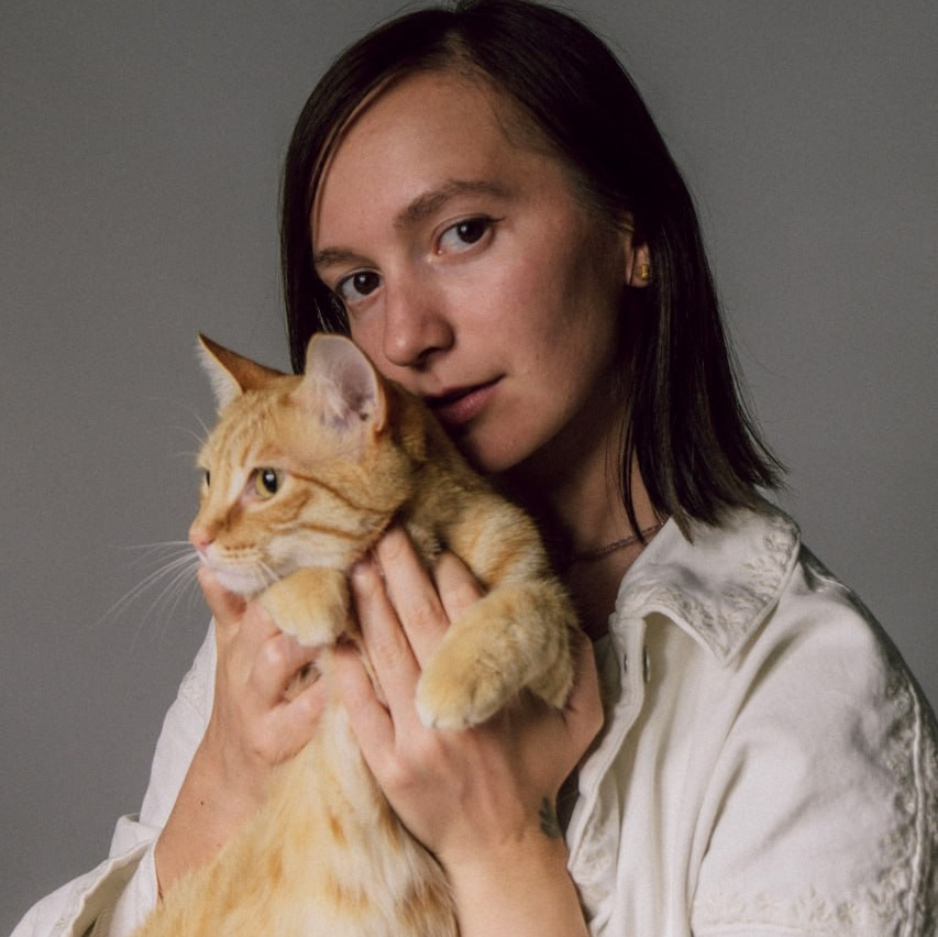 Contact. Love story and family photographer in San Francisco Oksana Shvets