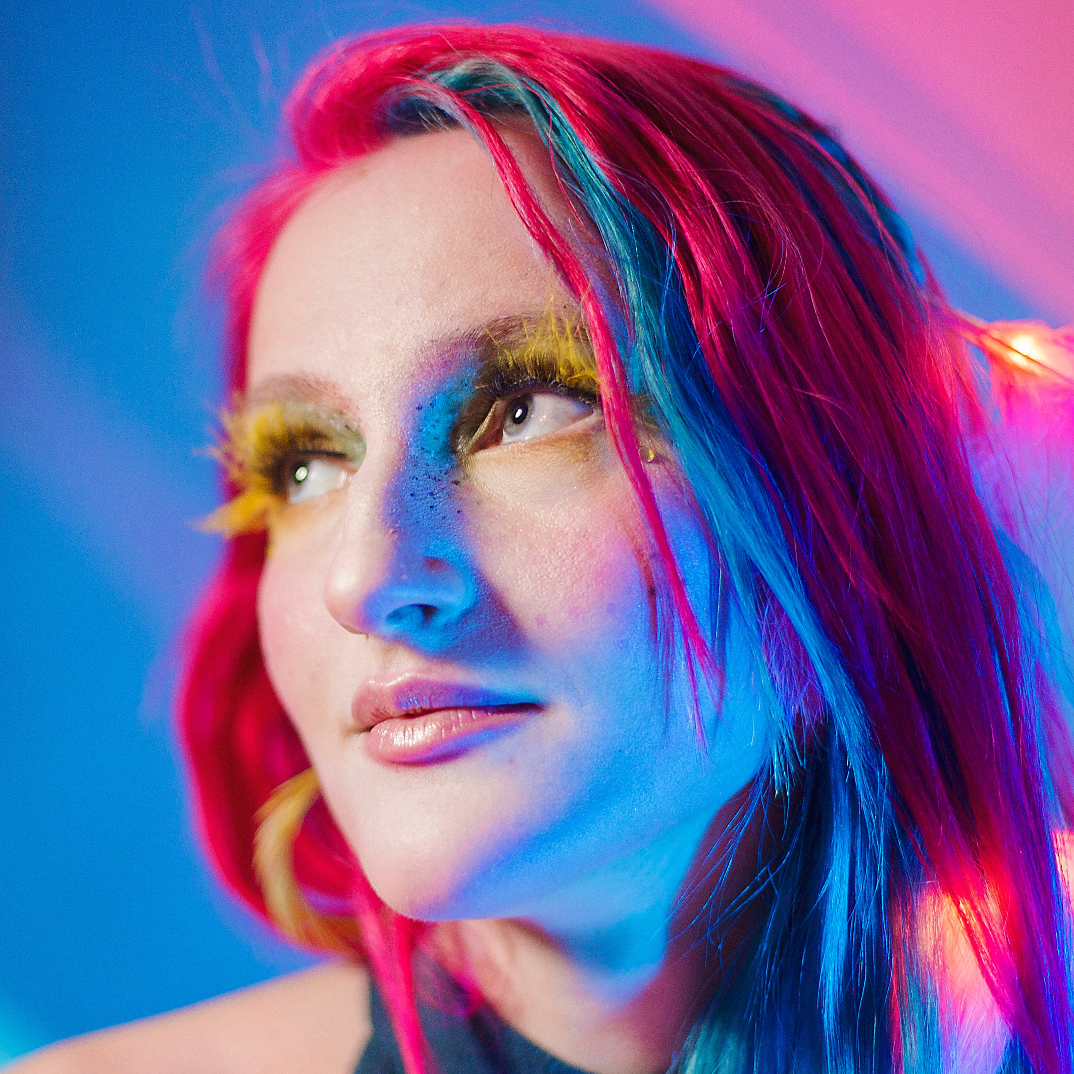 Contact Me. Anton Serdjukov Photography