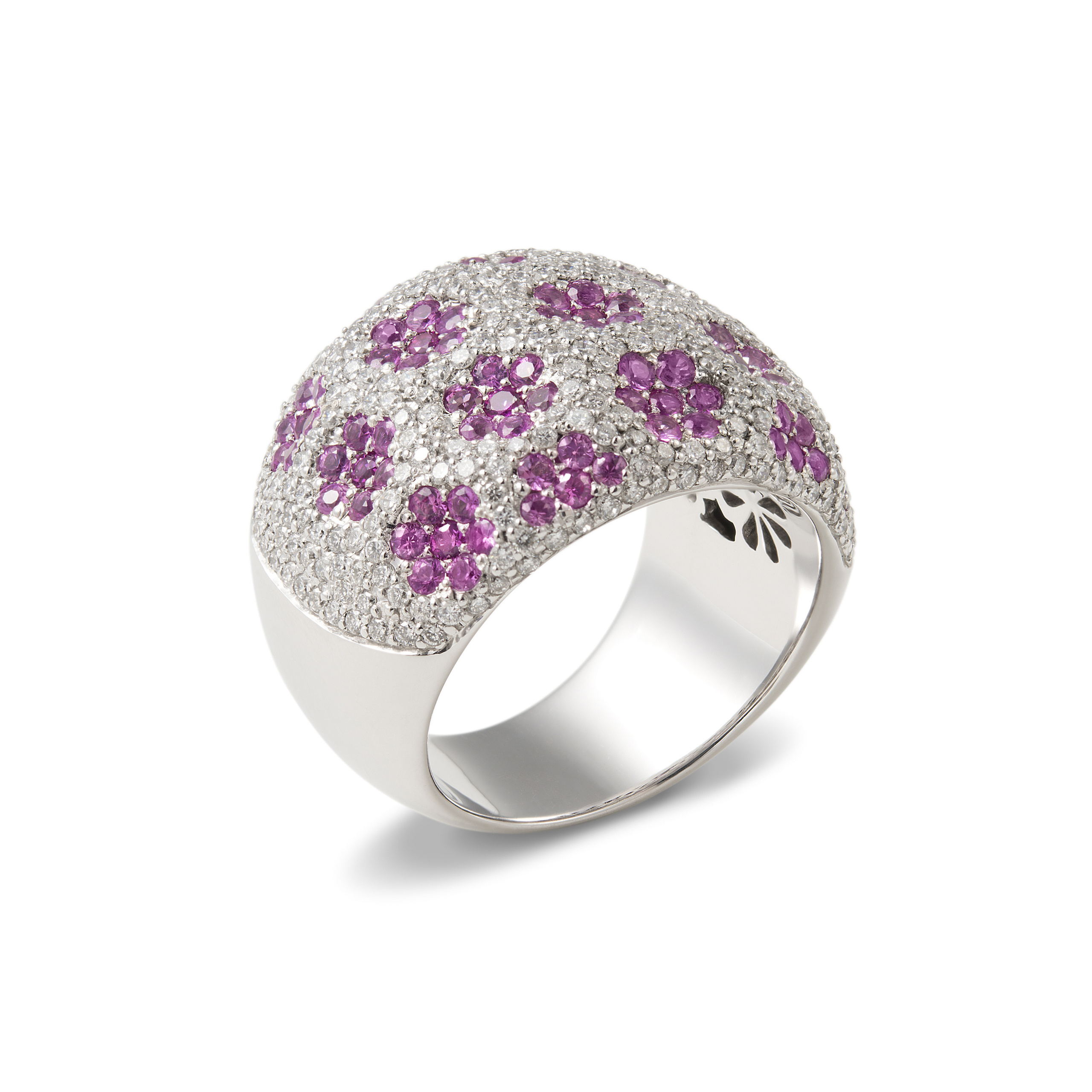 Professional photography of jewelry. Photographer Crete | Portrait Photographer | Evgenios Paopano