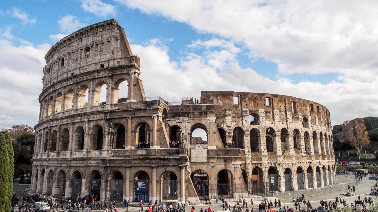 Рим Мистический Таинственные истории и  живописный Трастевере Мы встретимся на одной из красивейших площадей Рима, откуда милые улочки выведут нас к площади, где сожгли Джордано Бруно.