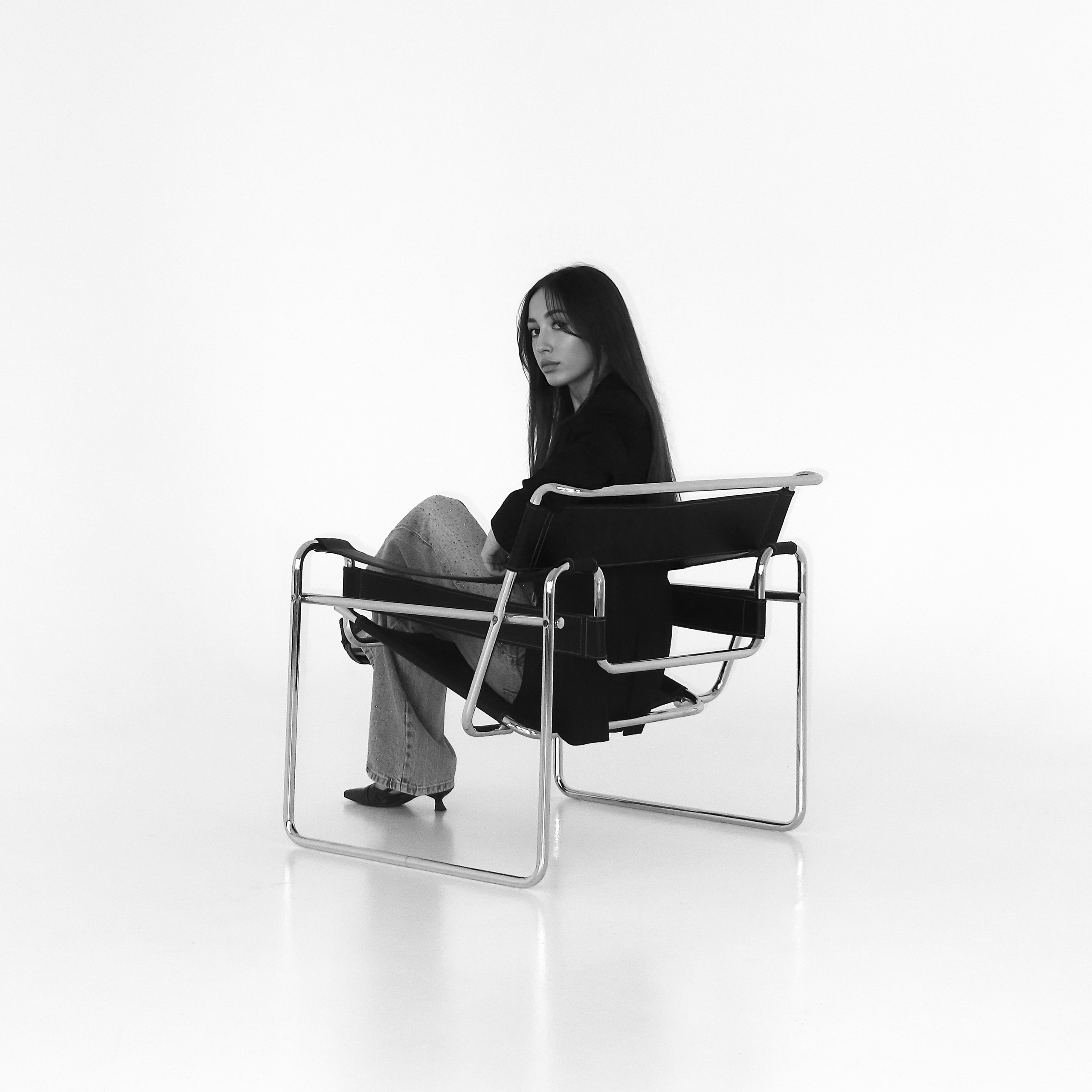 Apie. Bliu.design — dizainas / interjeras / architektūra / 3D vizualizacijos