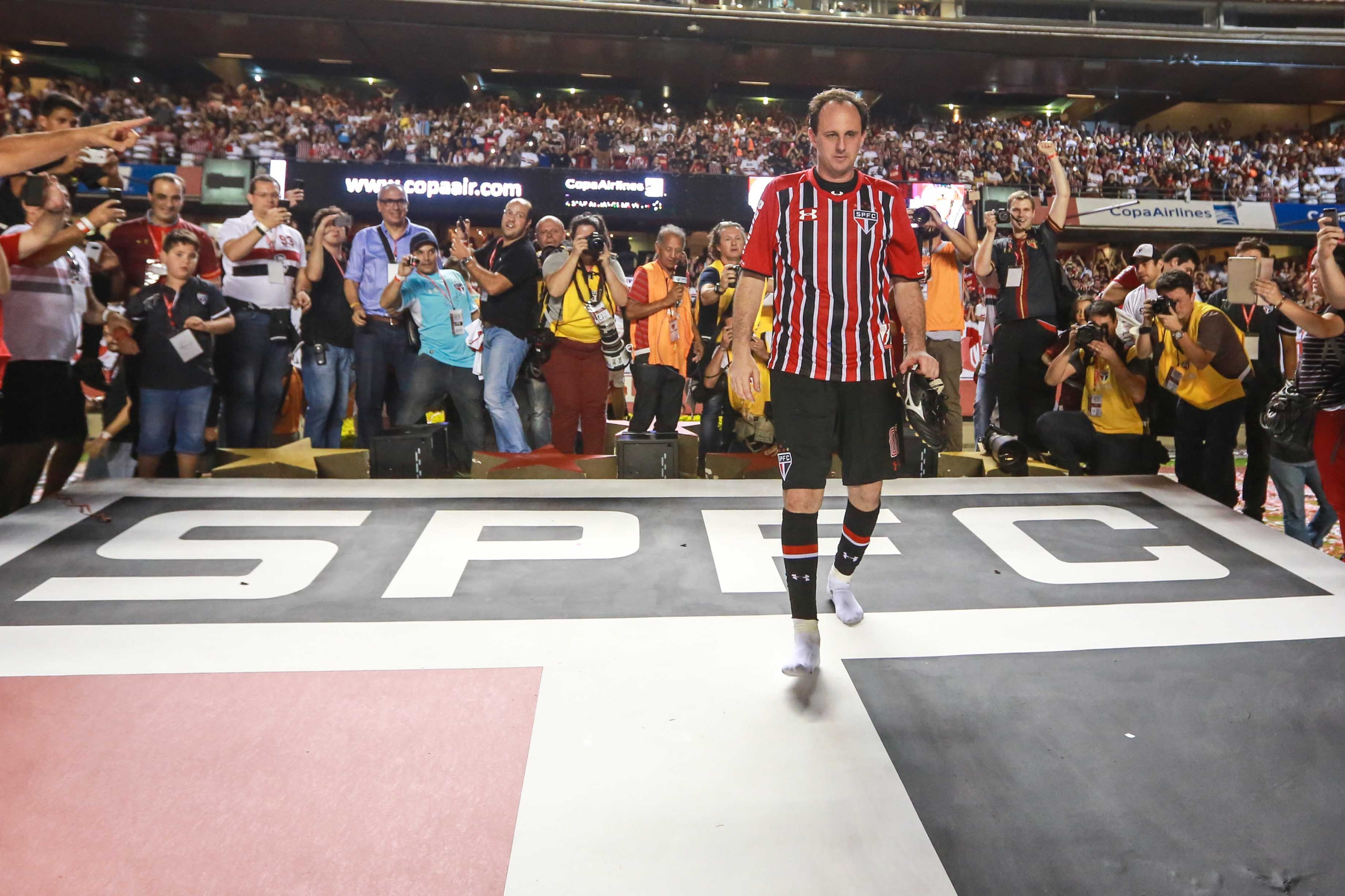 The Farewell Match of Rogério Ceni at Morumbi. William Volcov | Photographer and Filmmaker