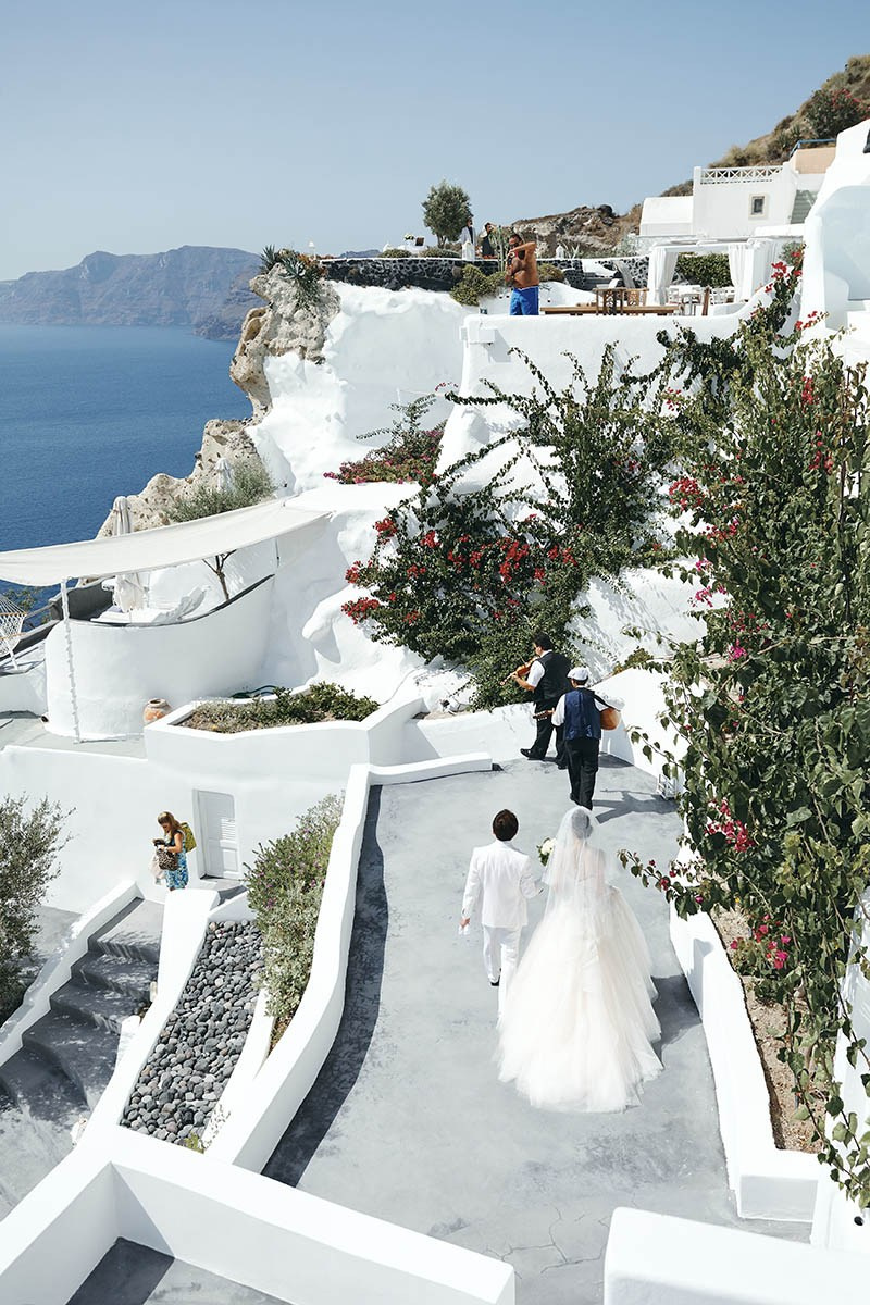 Nao & Junji — Intimate Santorini Wedding