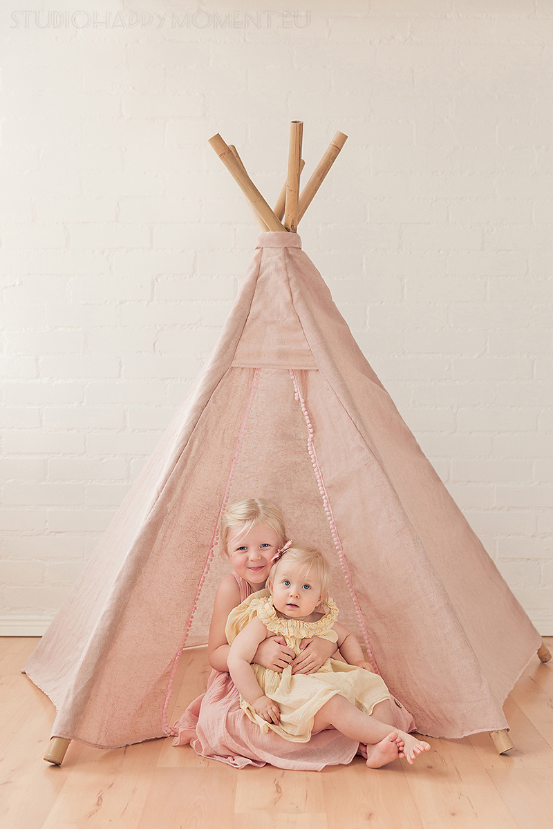 1-vuotiskuvaus studiossa Helsingissä