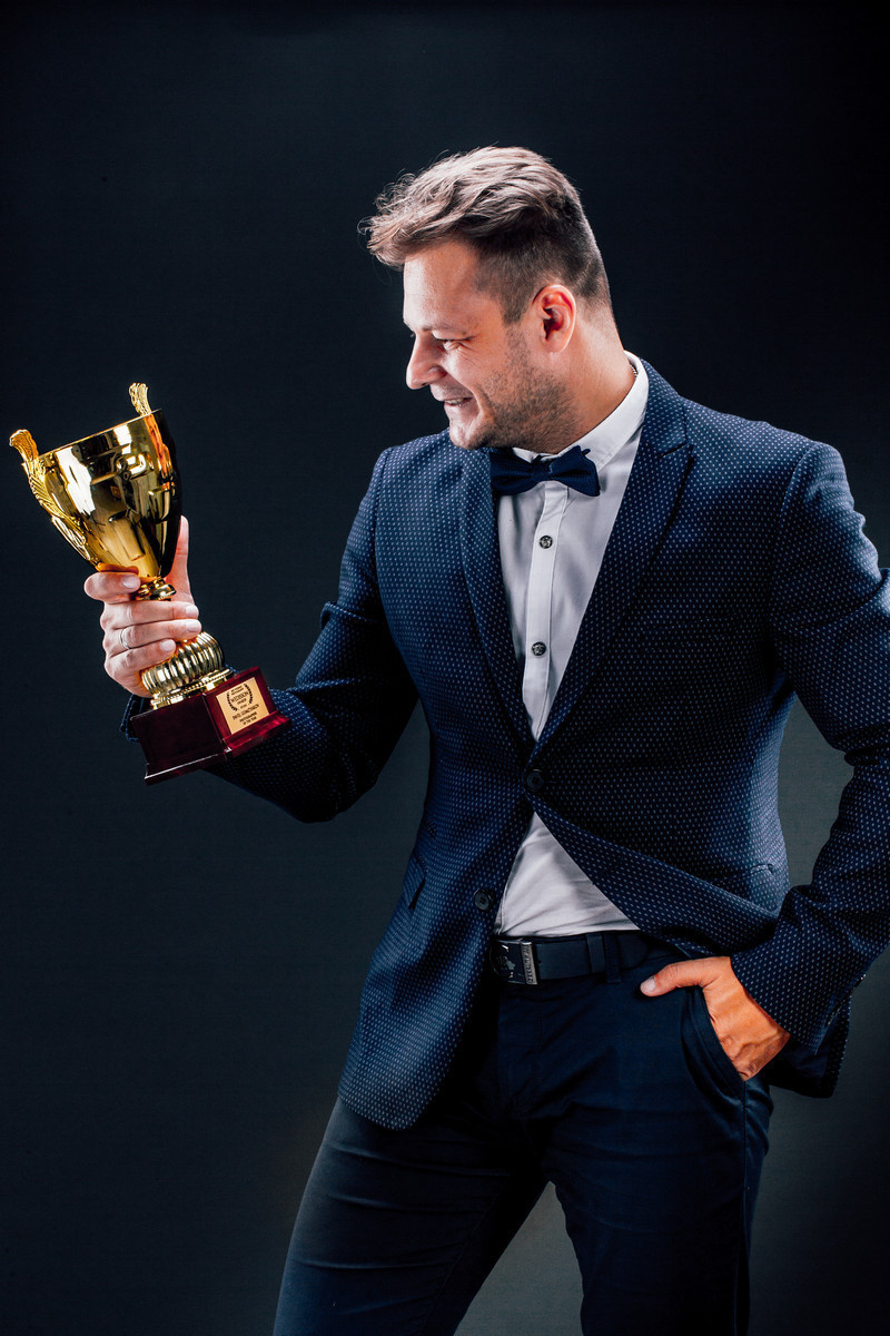 About me. Elegant Wedding Photography