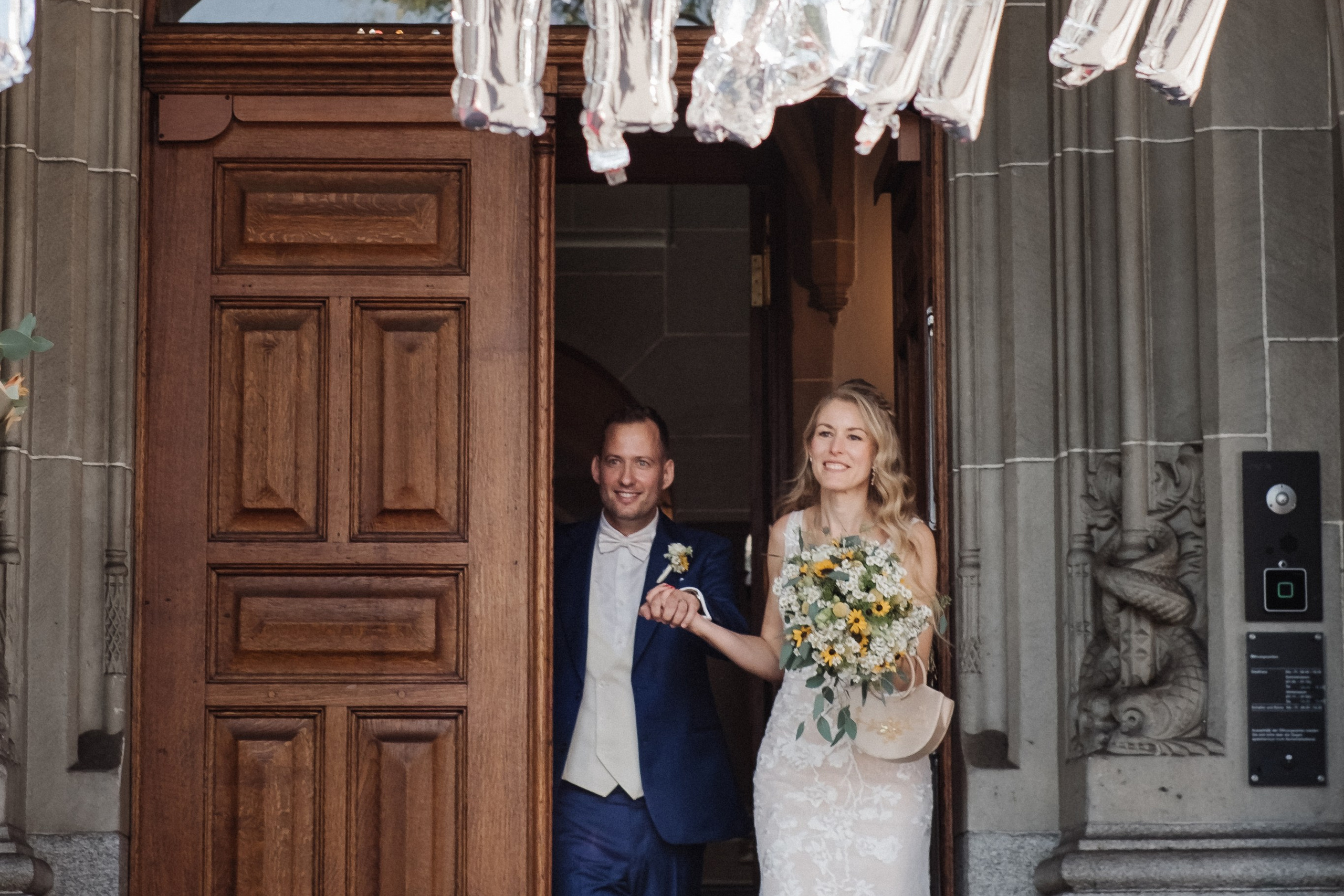 Hochzeit. Eure authentischen Familien- & Newbornmomente –erzählt in Fotos & Videos