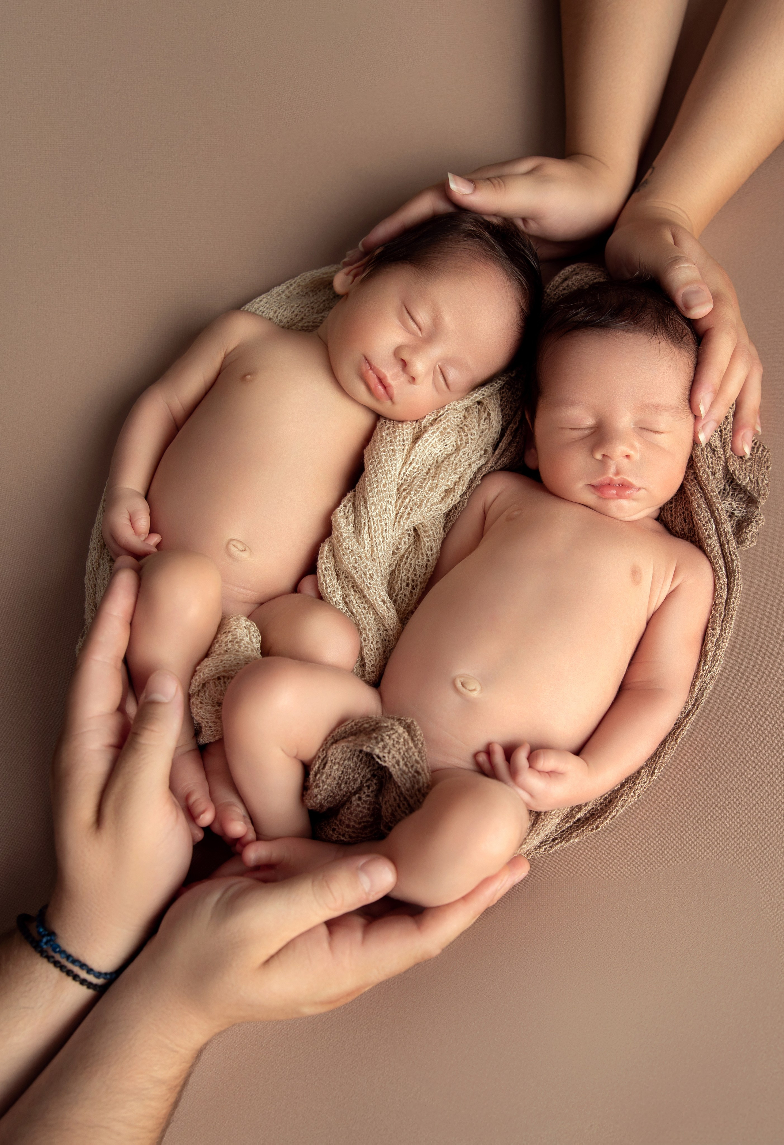 ΥΠΗΡΕΣΙΕΣ. Photographer Anya Khasapi. Nafplio, Greece