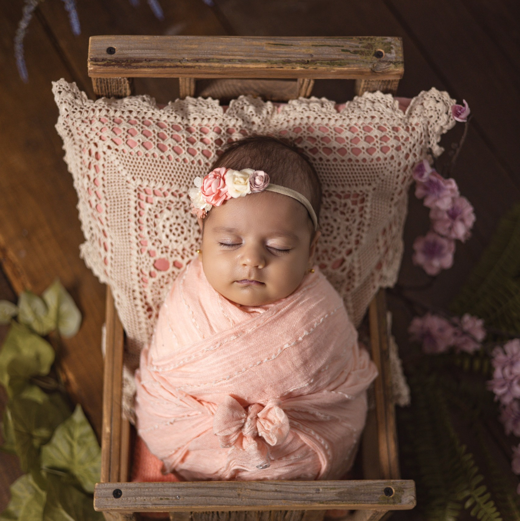 NEWBORN. FOTOGRAFUL LUI MATEI