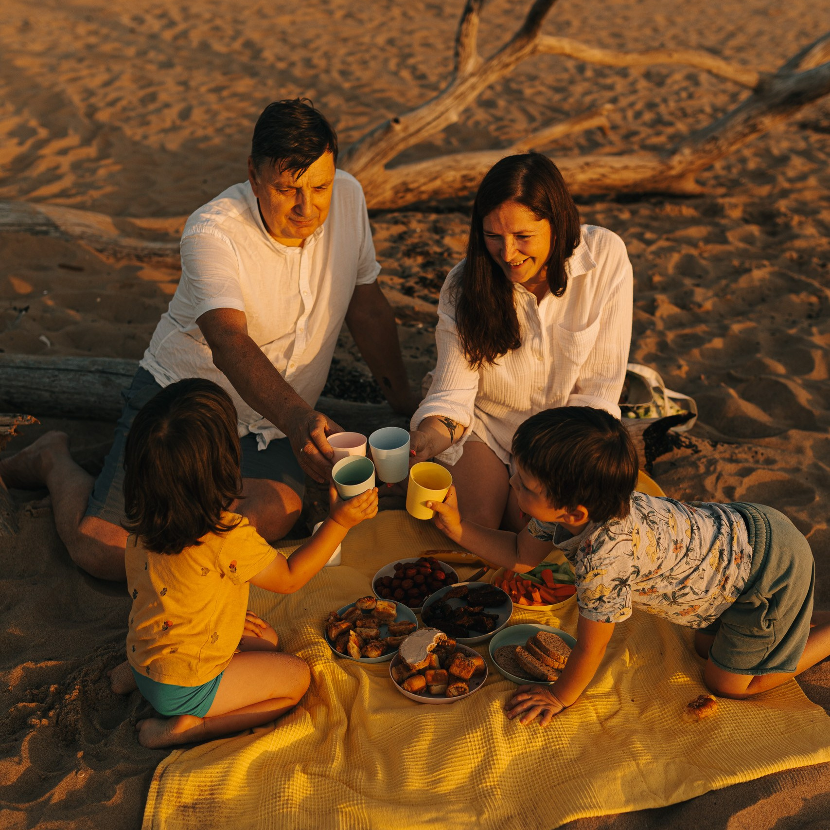 IETEIKUMI ĢIMENES FOTOSESIJAI