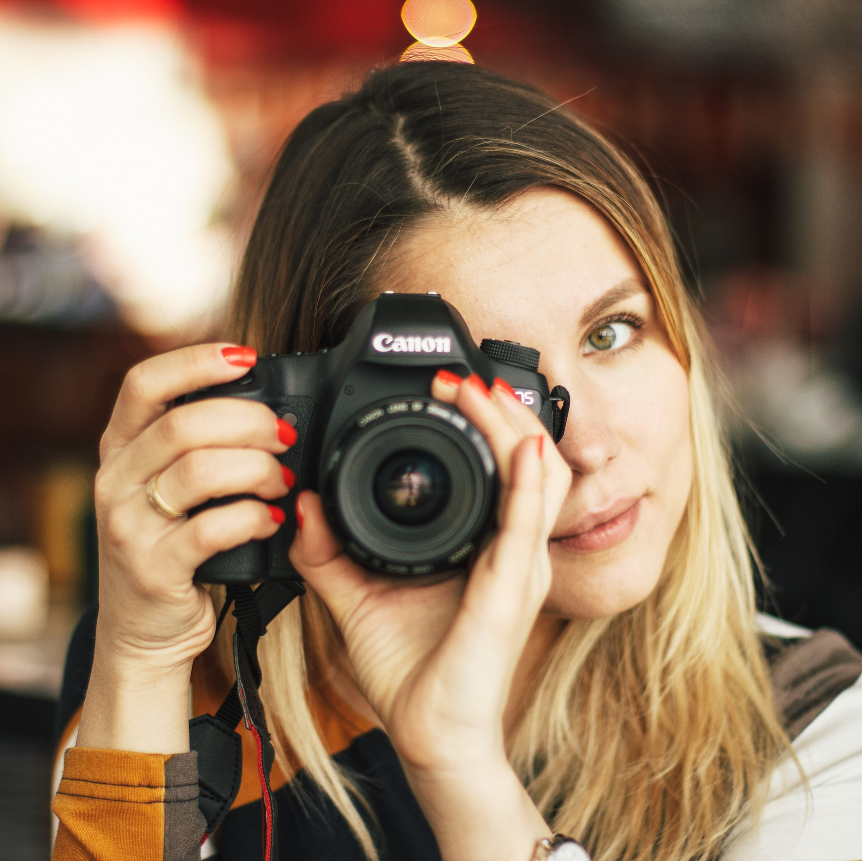 Photographer in Barcelona capturing unique stories | Kate Chumak