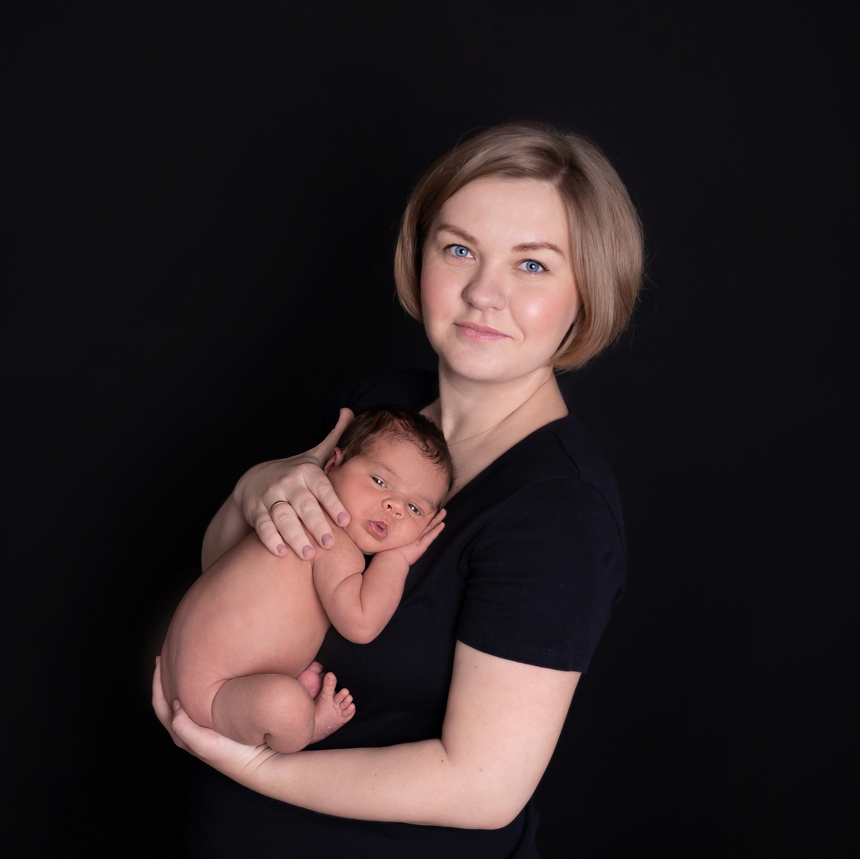 Контакты. Фотограф новорожденных Юлия Гаст