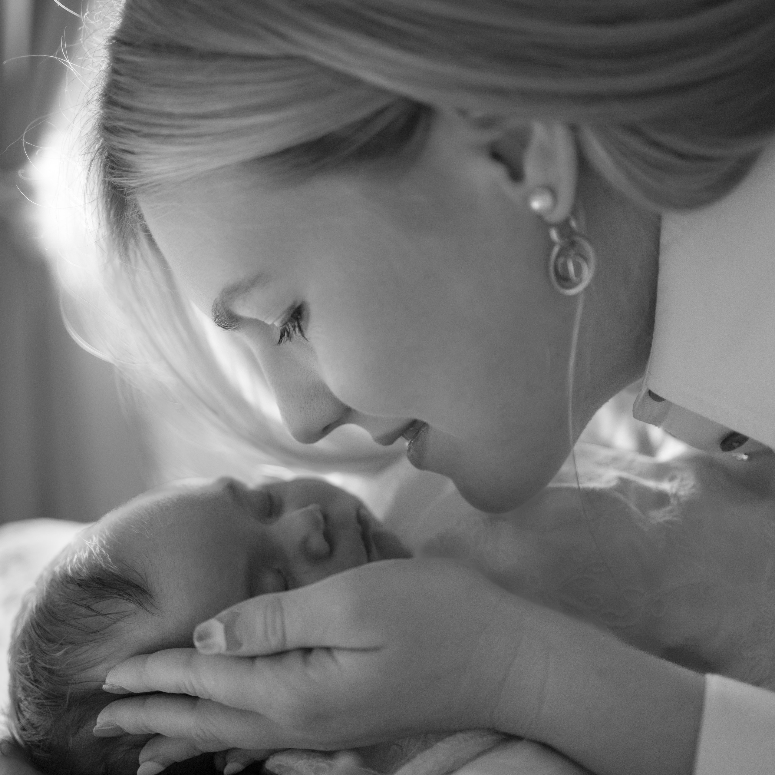 Exclusive maternity and newborn photography. Dresden, Leipzig, Berlin. Family & Maternity Photographer in Dresden Tatiana Mudryak