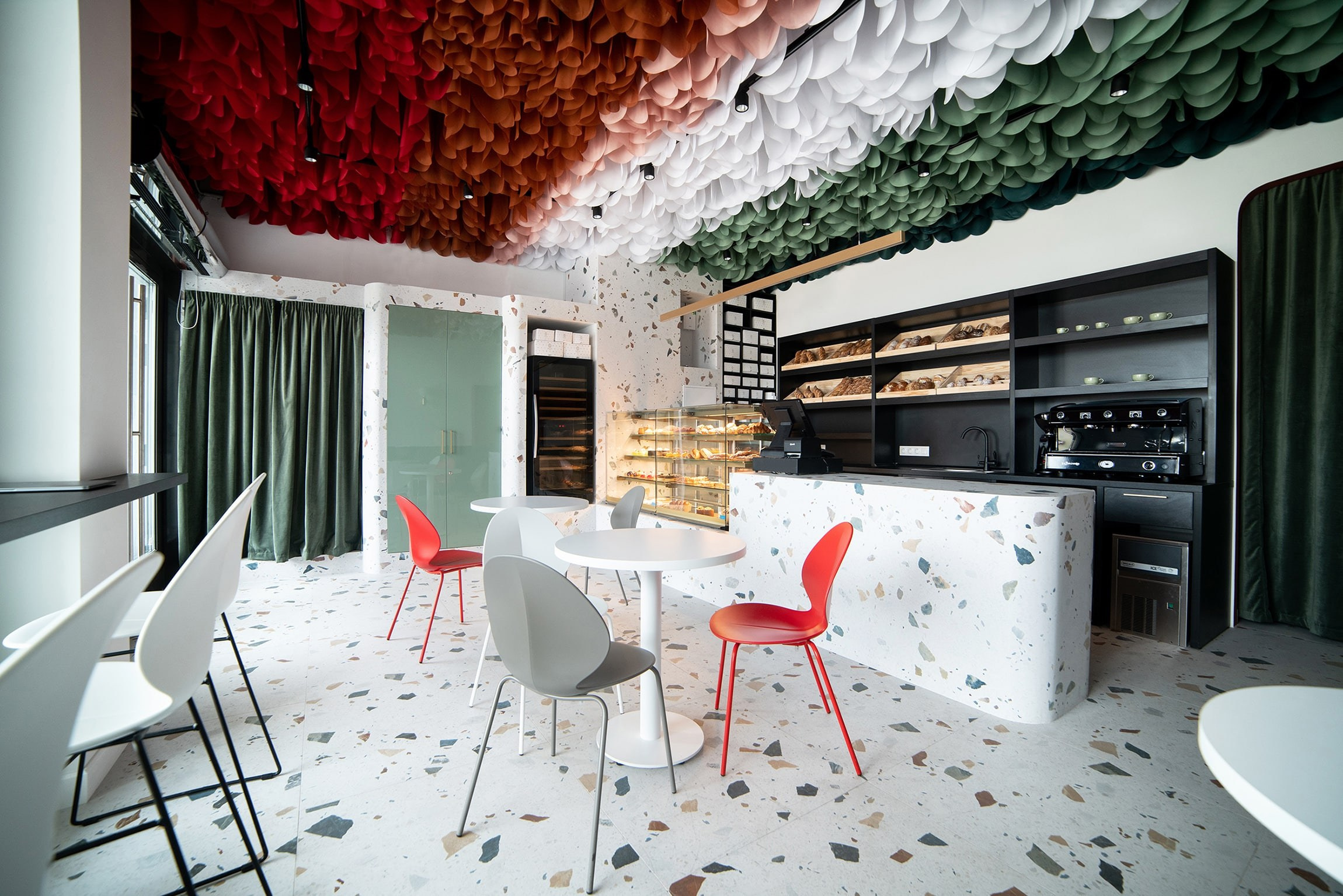 PASTRY SHOP AND BAKERY BRIOCHE BOROVAYA. Interior Design & 3D Rendering | Alena Bulataya Design Buro