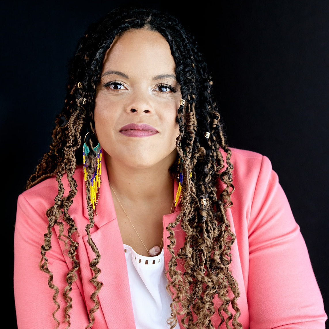 Mini sessions 2026 Alliston Ontario. Portrait and Personal Brand Photographer in Simcoe County, Ontario, Bobbi-jo Stuart