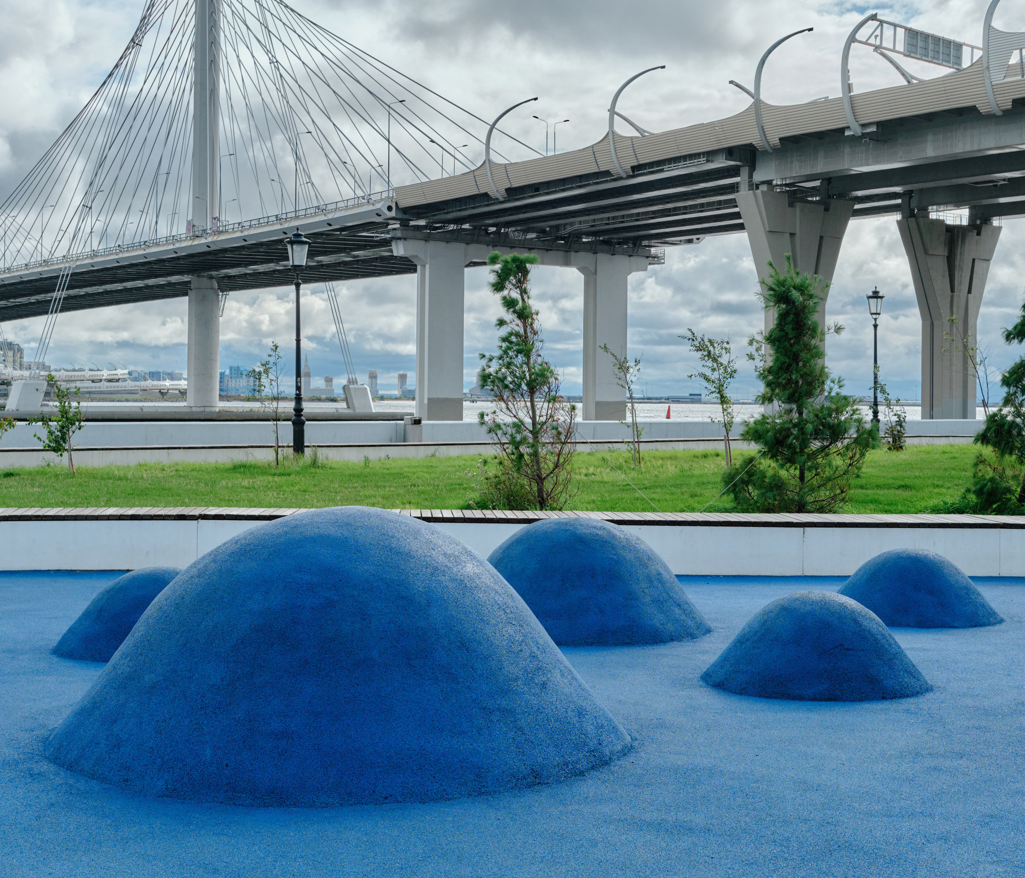 Students. Katya Bogachevskaya — independent curator, lecturer