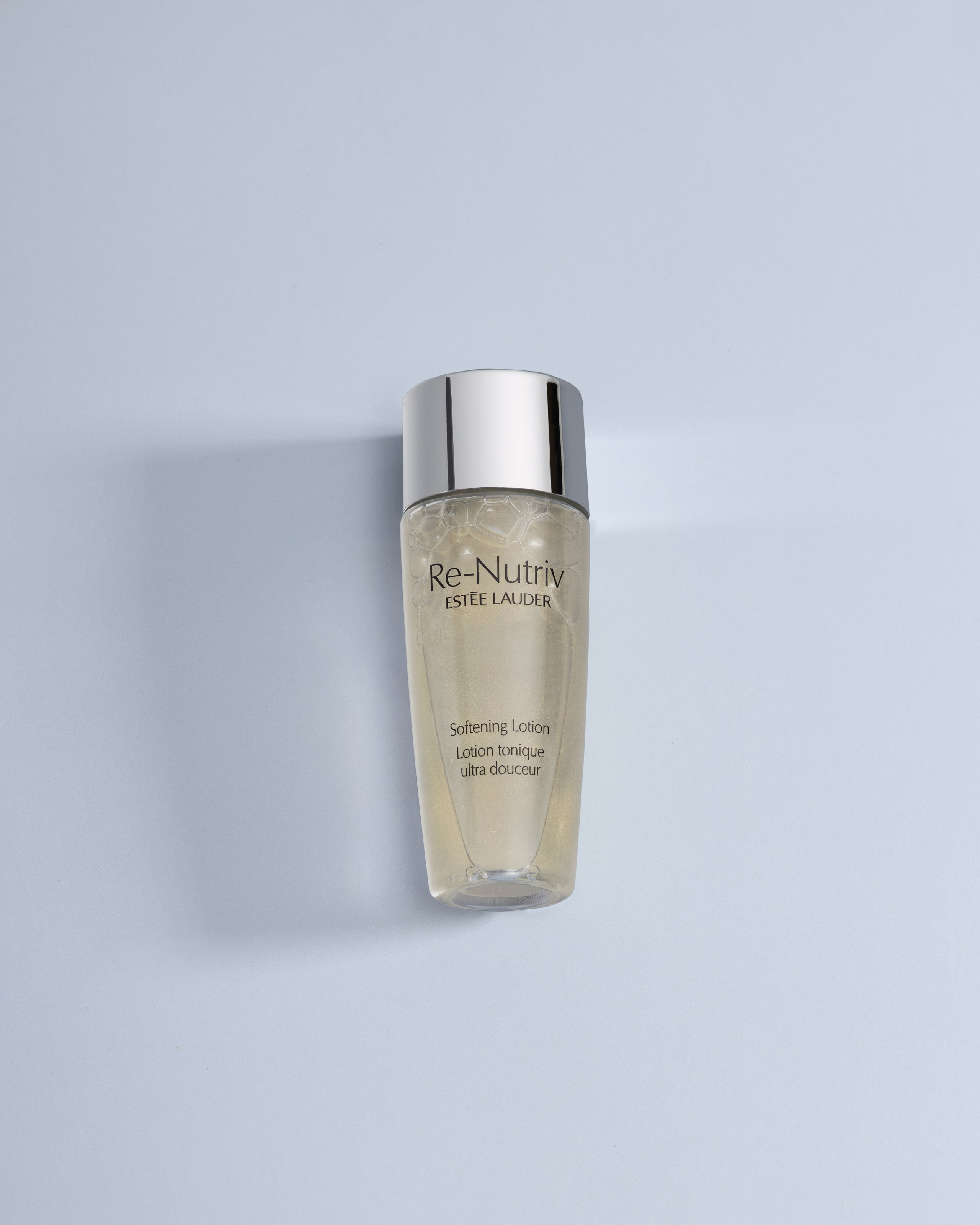 Moderner Premium-Katalog von Kosmetik auf farbigem Hintergrund für Shopify