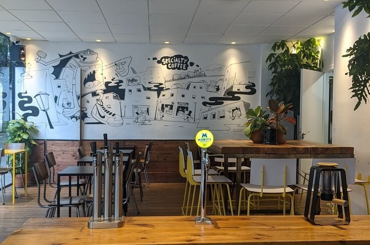 Best Coffee Shops and Breakfasts in Barcelona: My Favorite Spots by Neighborhood. DiaFoto — Wow Photographer in Barcelona | Premium Barcelona Photoshoot Experience