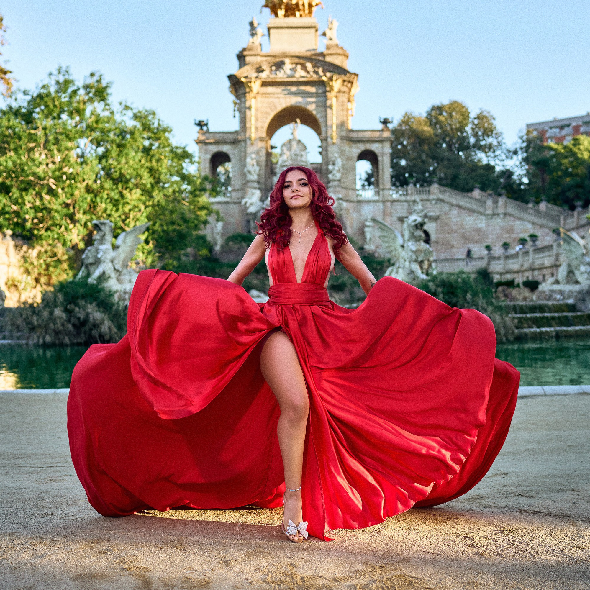 Fashion & Dresses for Photo Sessions | Barcelona Photographer Svyatoslav Usmyal. Barcelona Photographer | Studio & Outdoor Photo Sessions | Svyatoslav Usmyal
